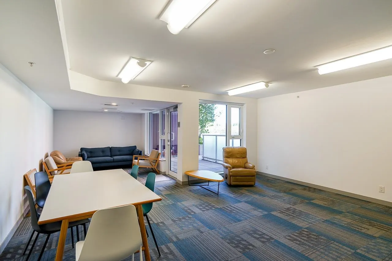 983 E Hastings Street #1006