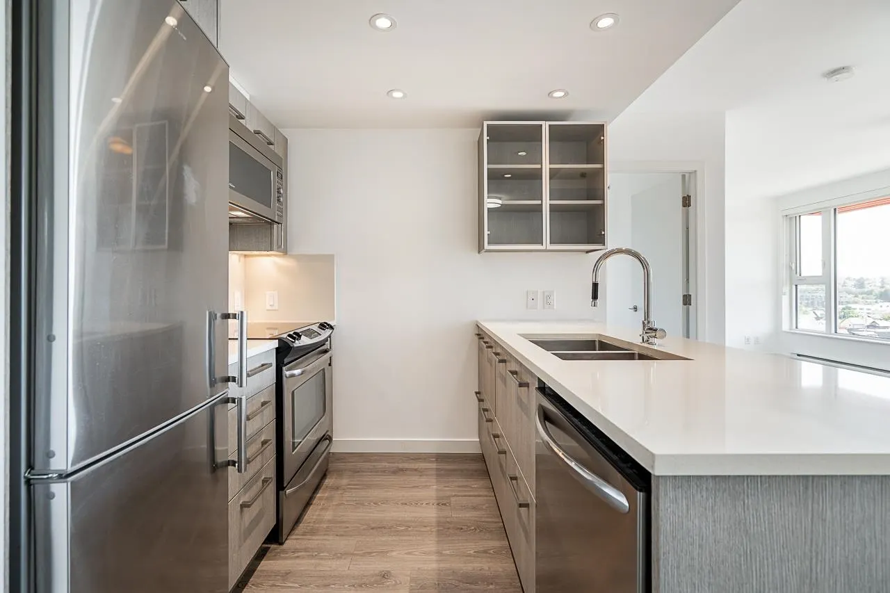 983 E Hastings Street #1006