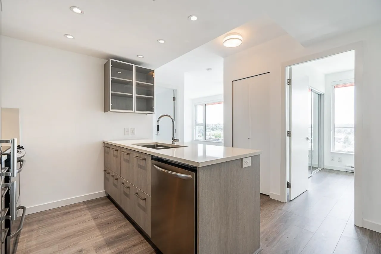 983 E Hastings Street #1006