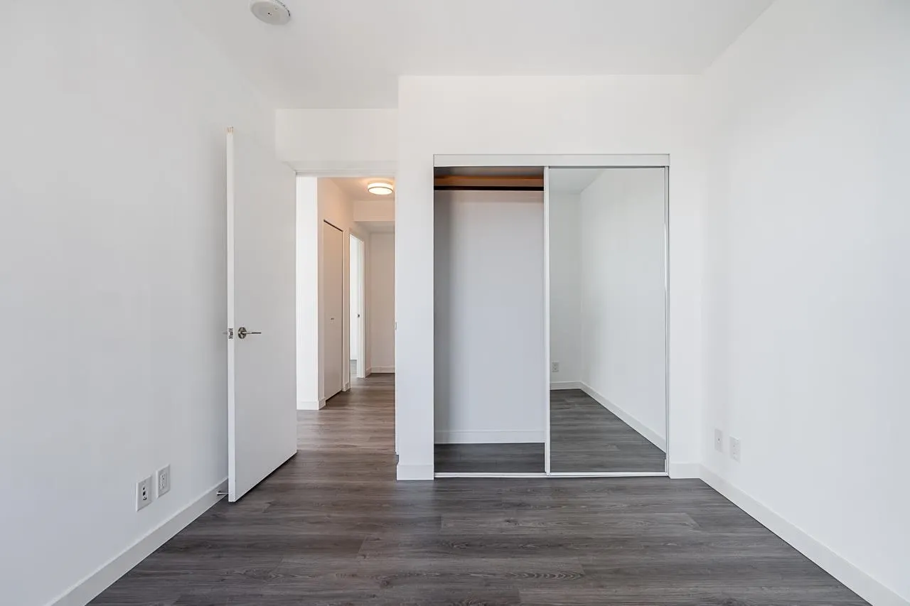 983 E Hastings Street #1006