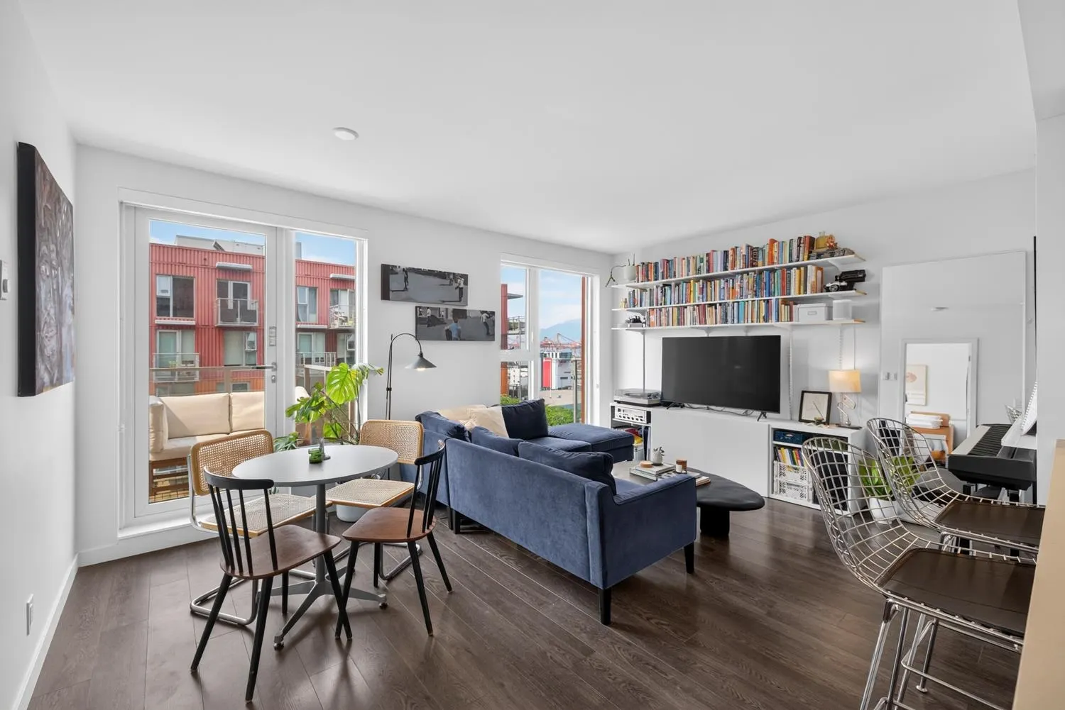 983 E Hastings Street #1009