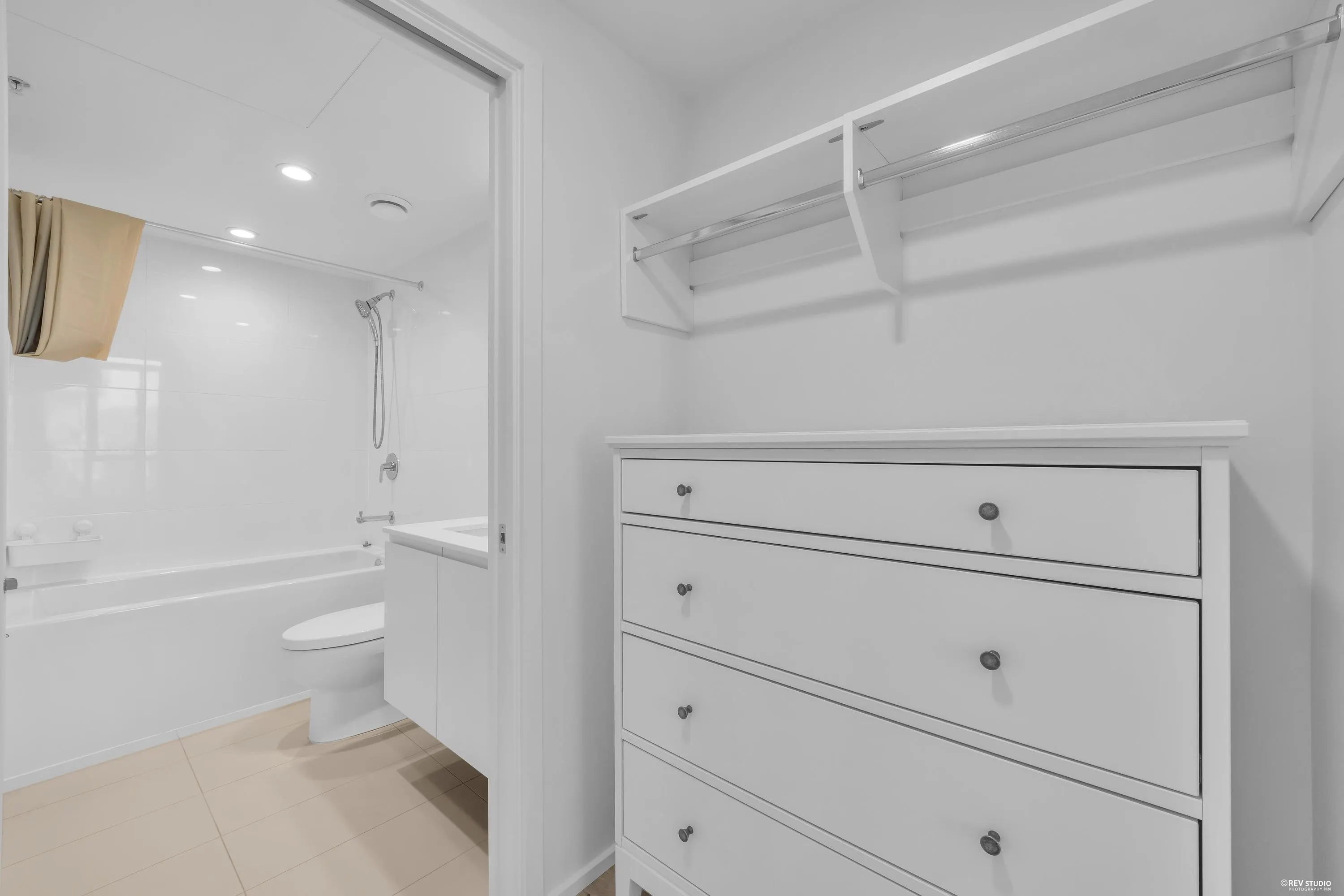 3833 Evergreen Place #911