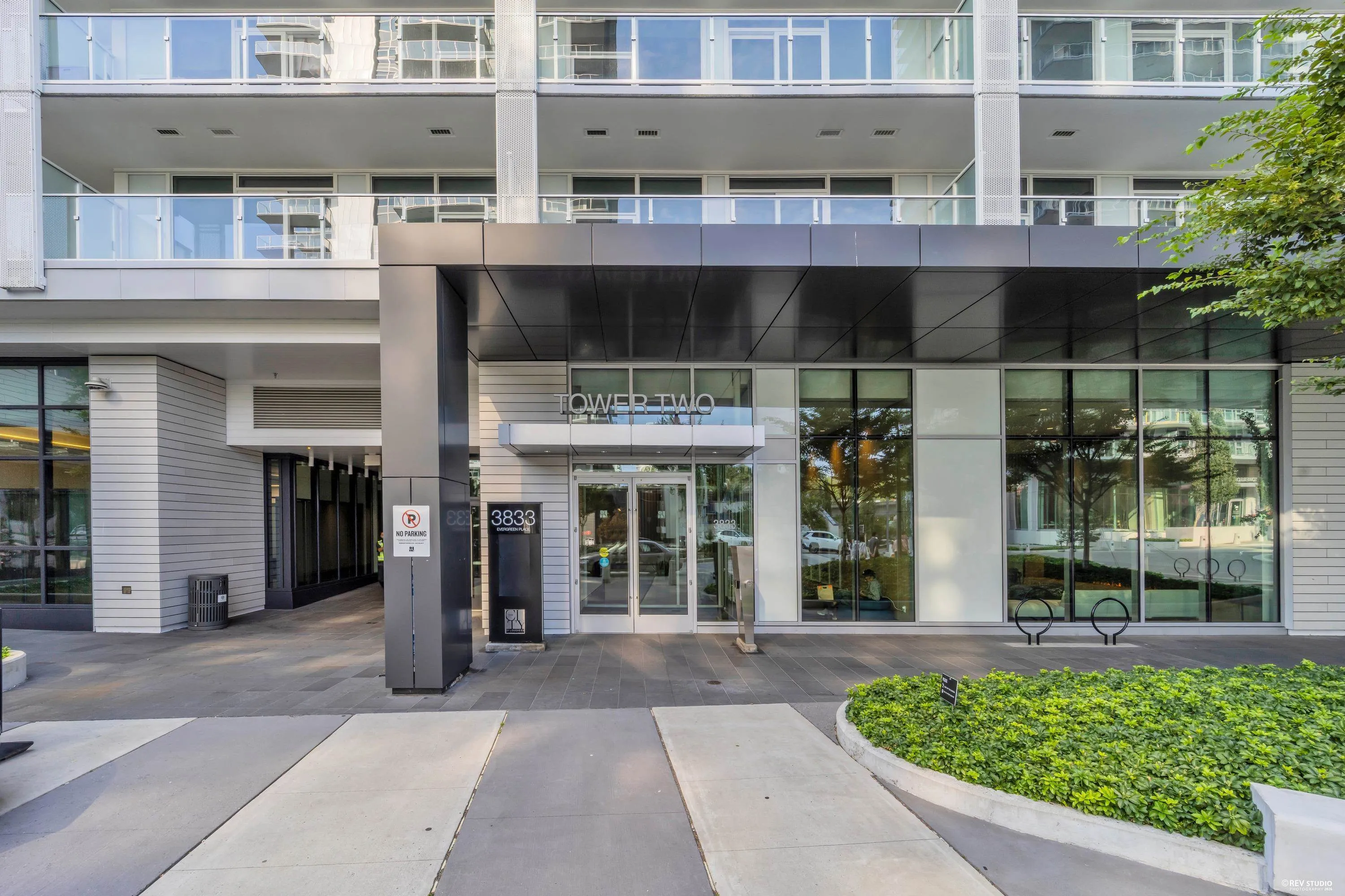 3833 Evergreen Place #911