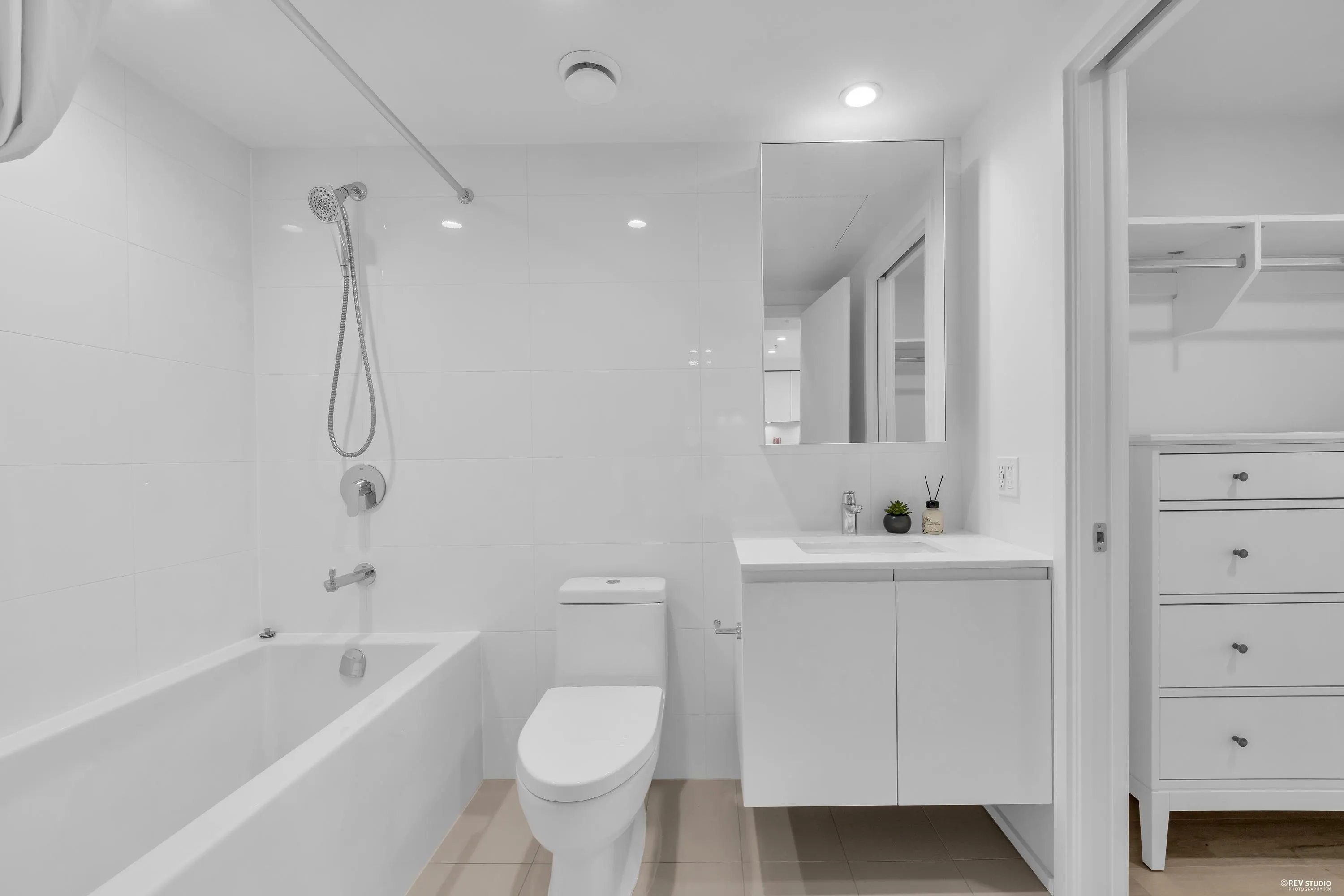 3833 Evergreen Place #911