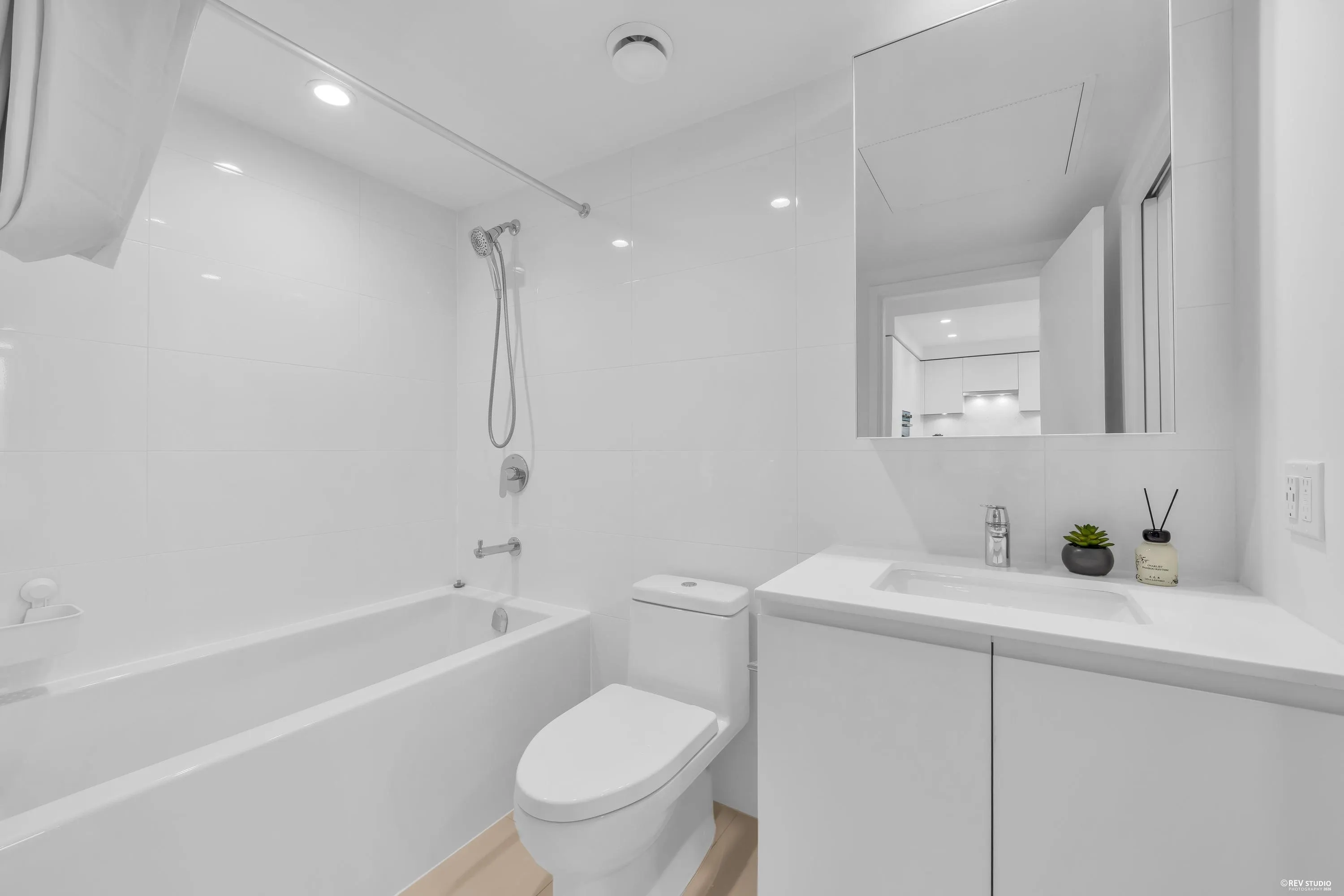 3833 Evergreen Place #911