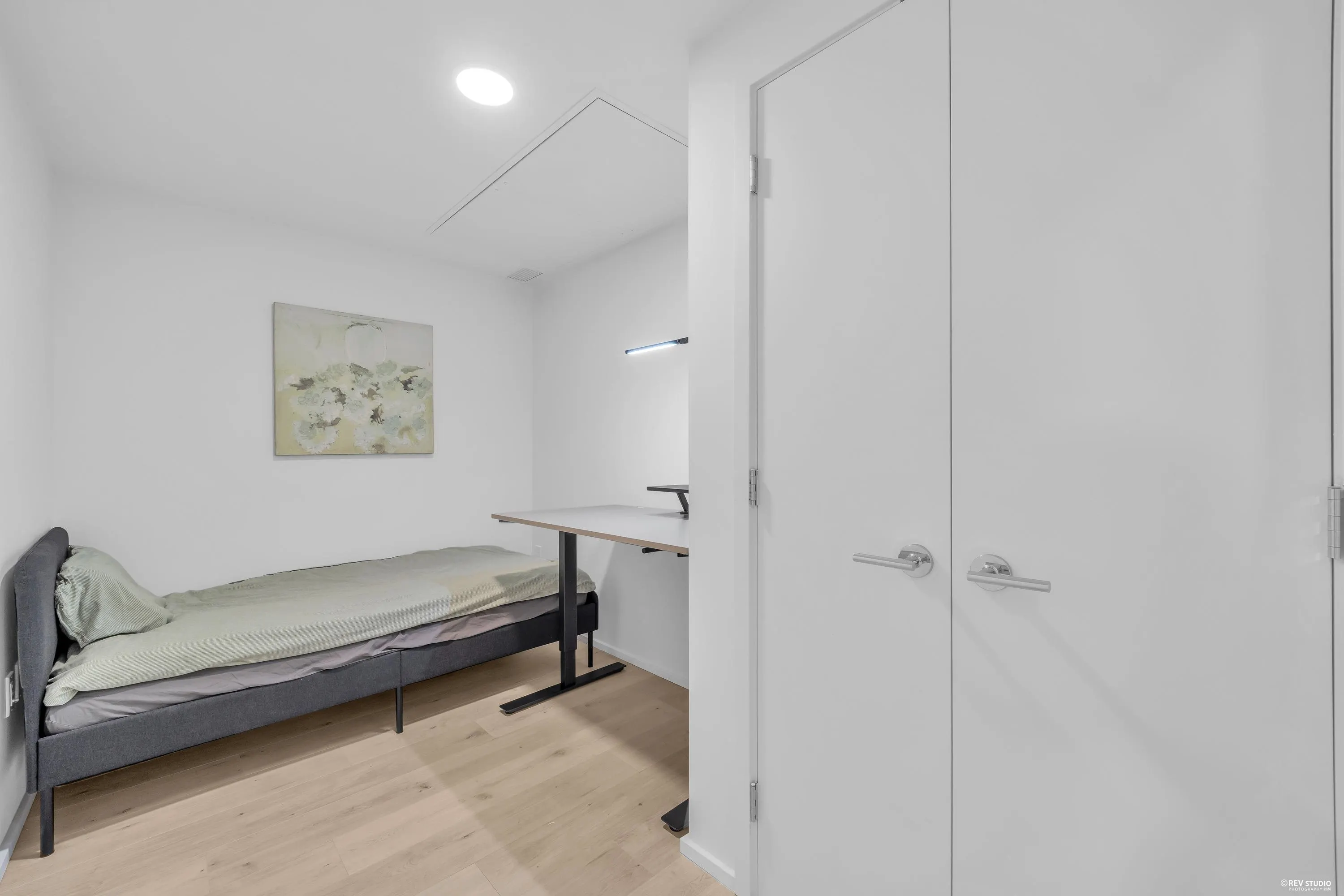 3833 Evergreen Place #911