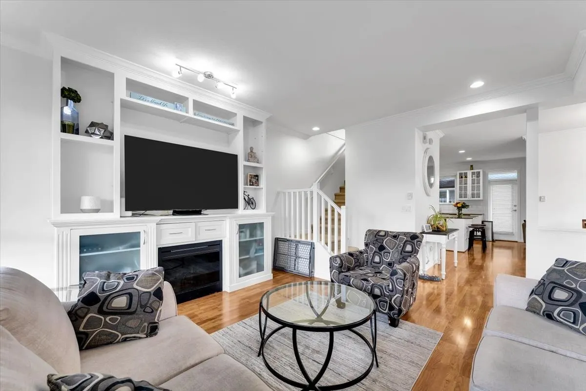 16772 61 Avenue #26