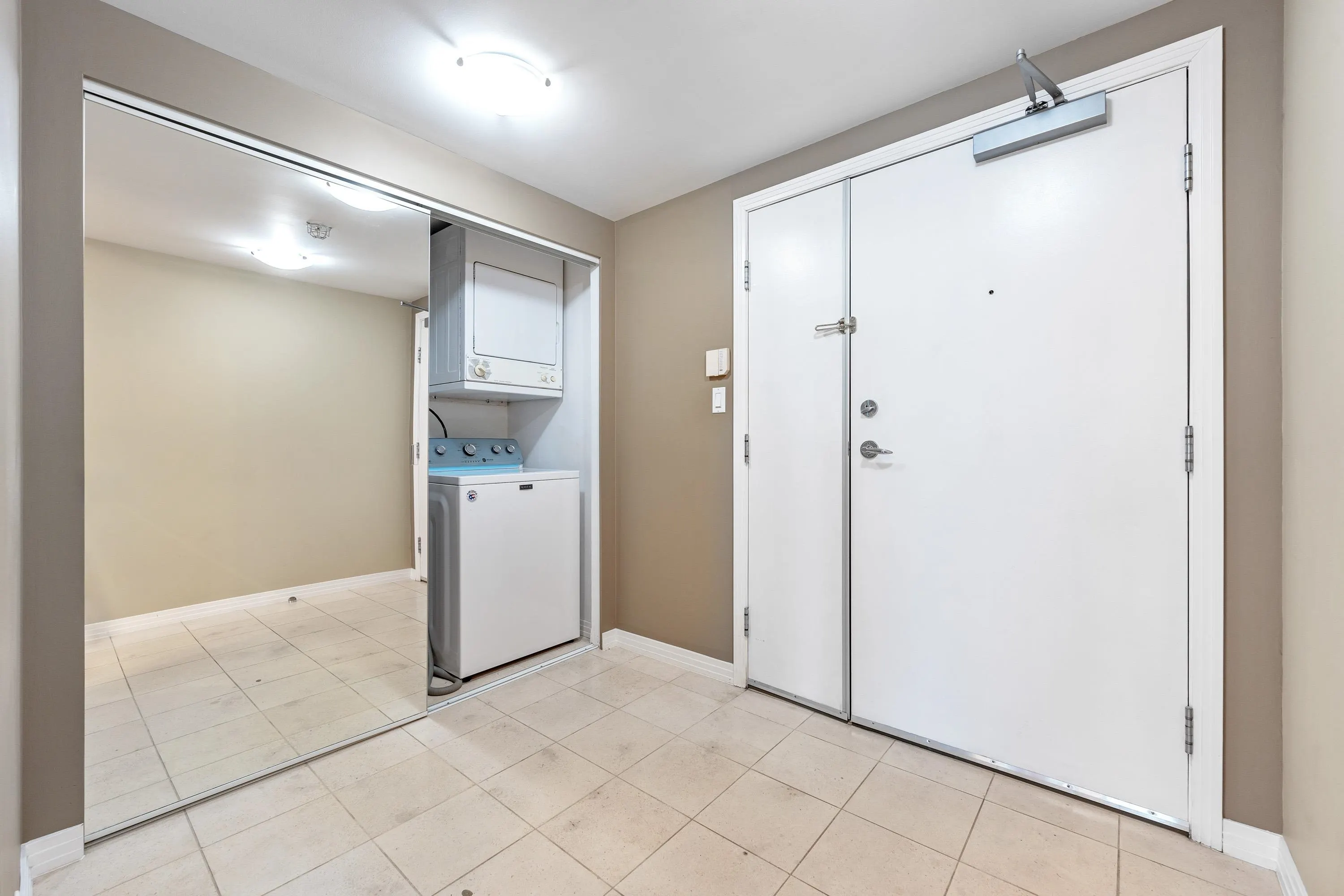 198 Aquarius Mews #2906
