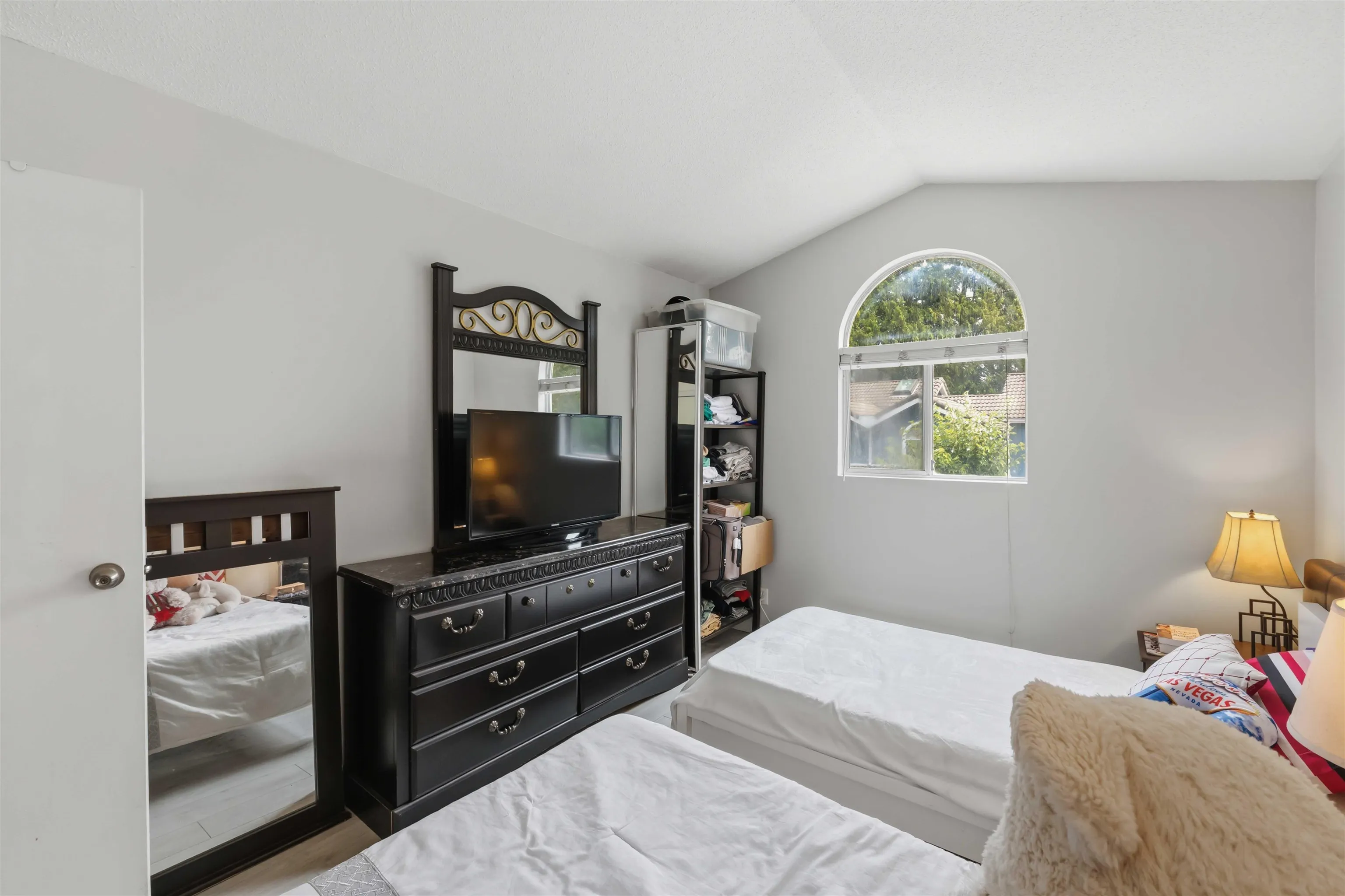 10094 154 Street #2