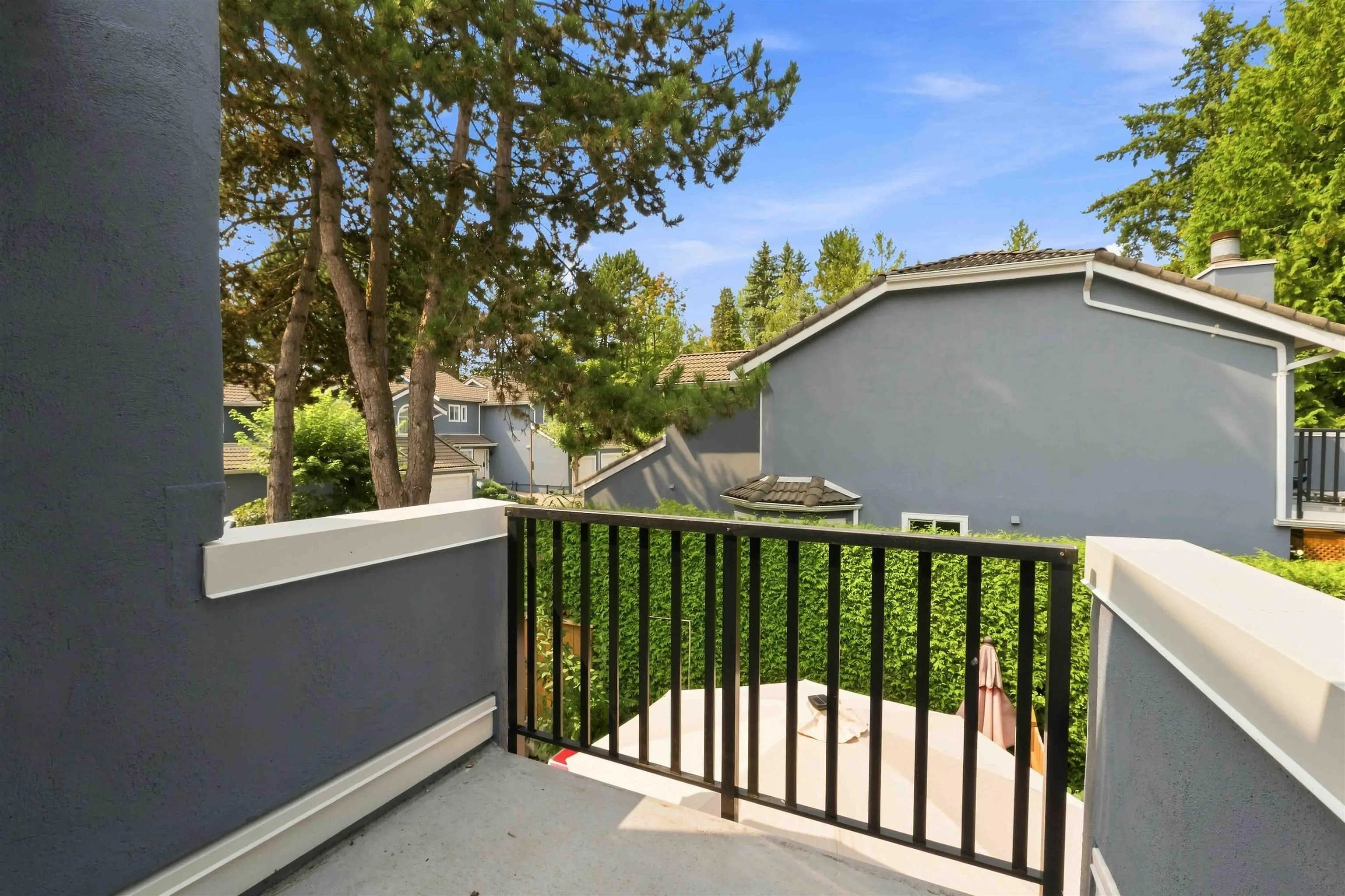 10094 154 Street #2