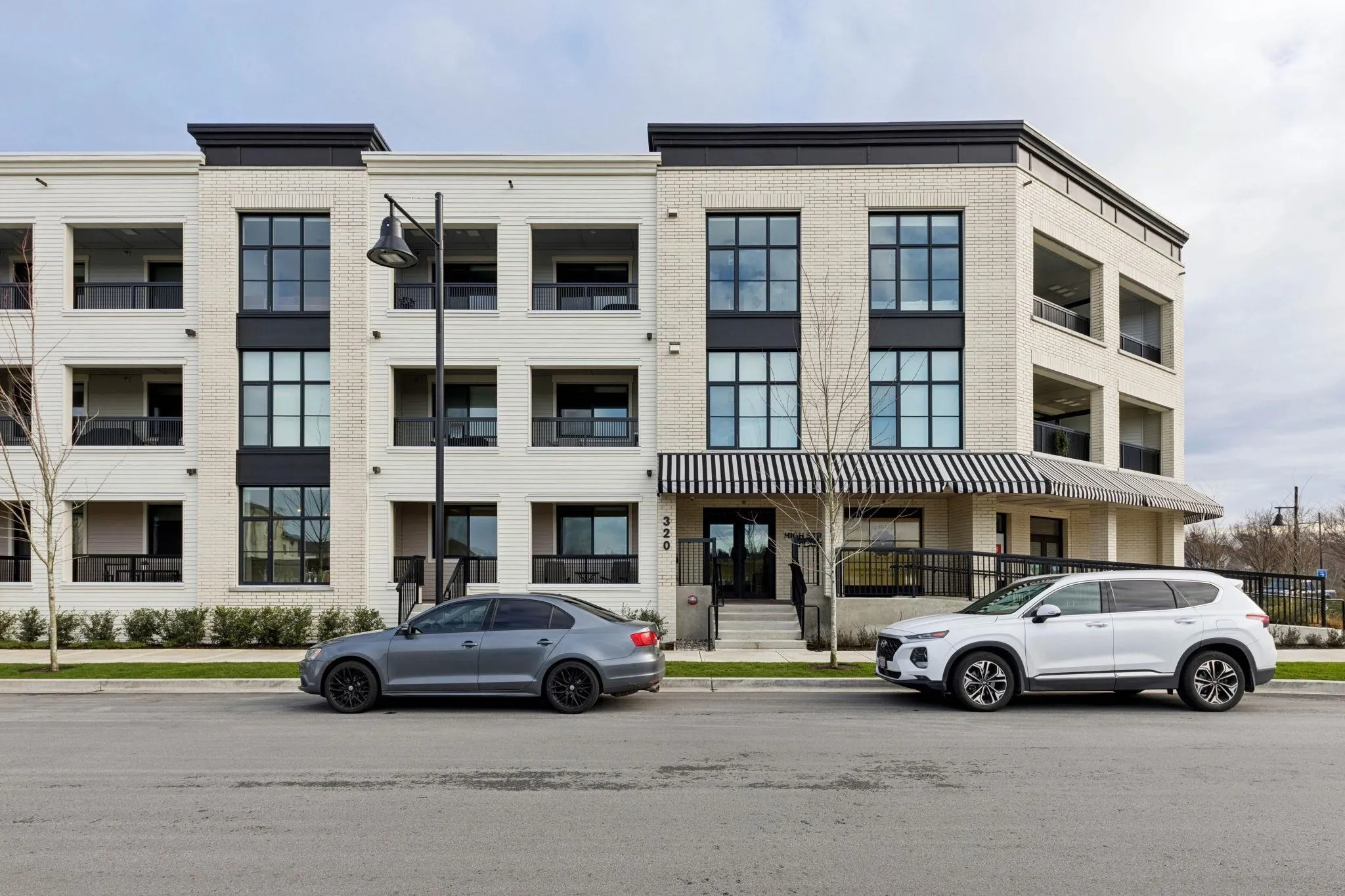 320 Ridge Street #101
