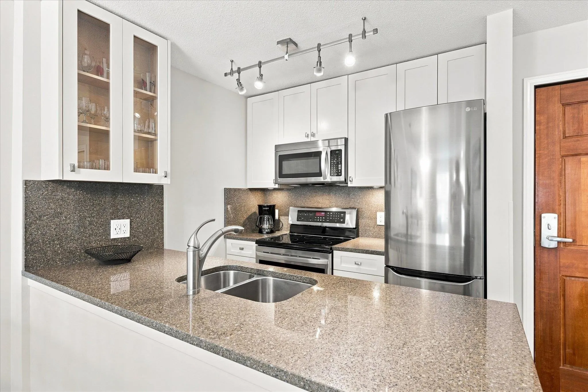 4800 Spearhead Drive #338