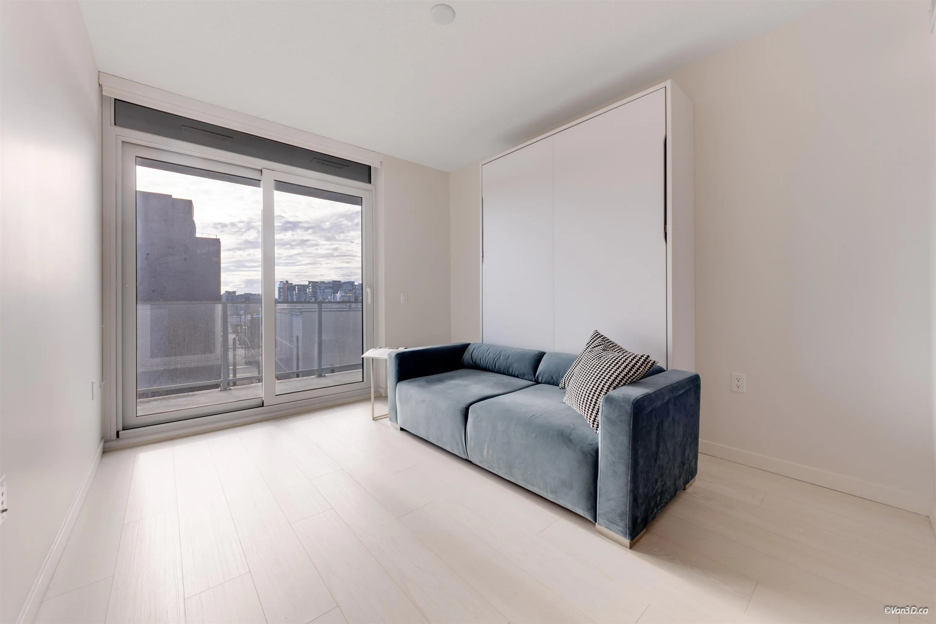 180 E 2nd Avenue #628