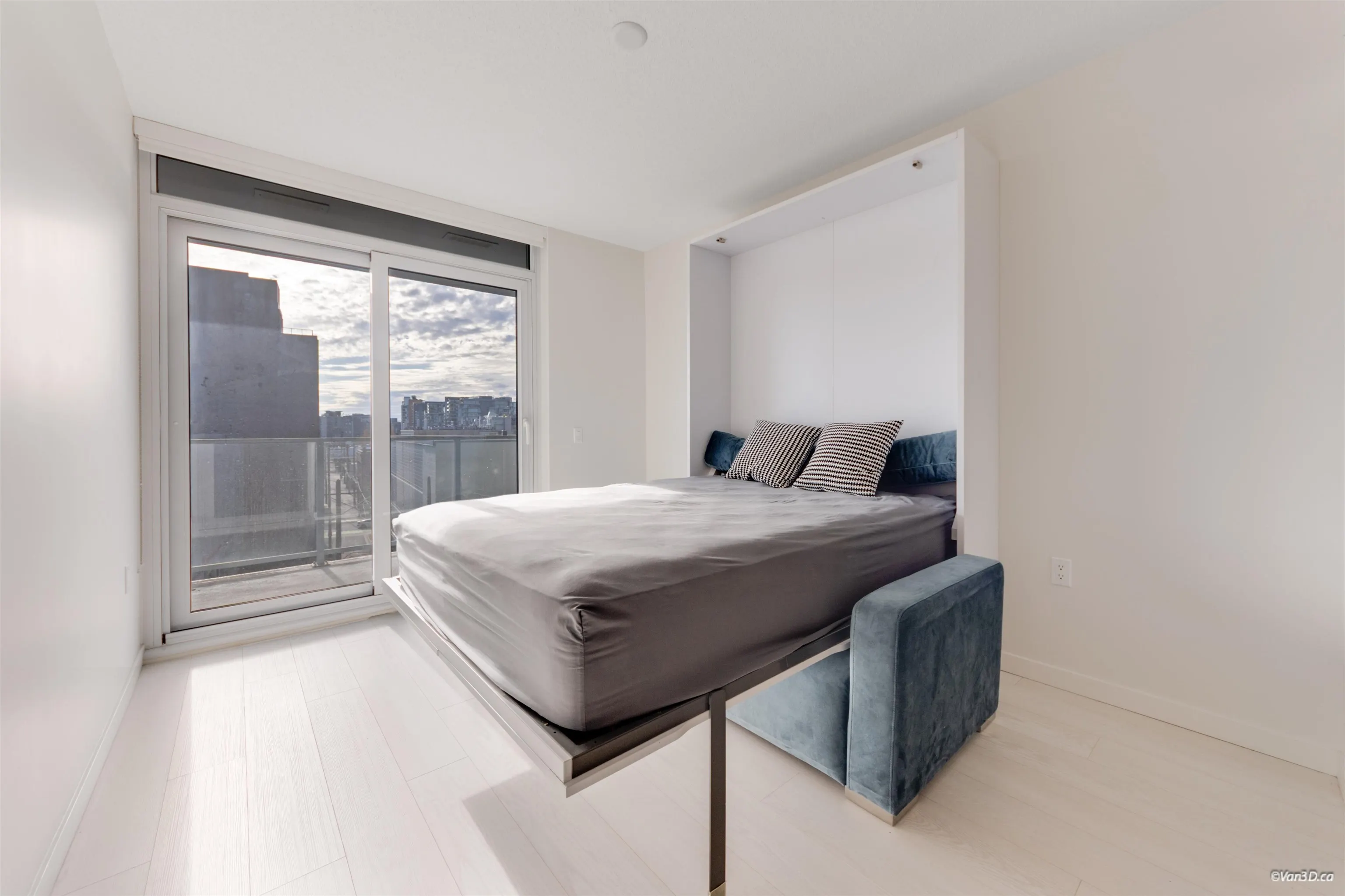 180 E 2nd Avenue #628
