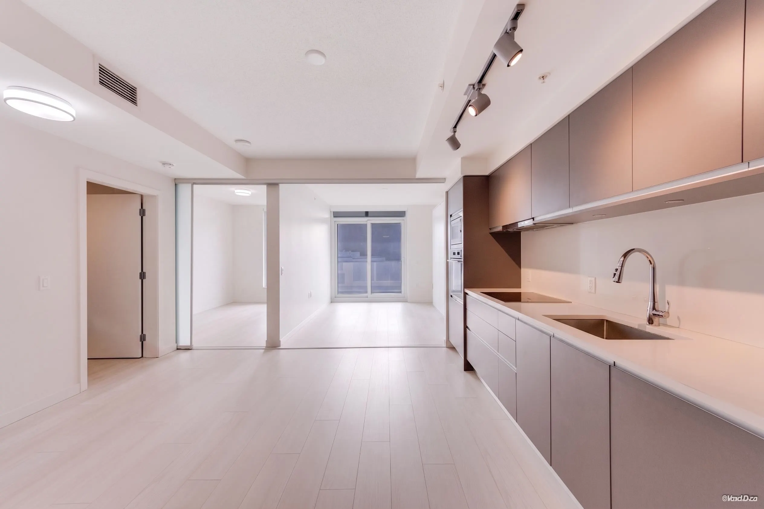 180 E 2nd Avenue #628