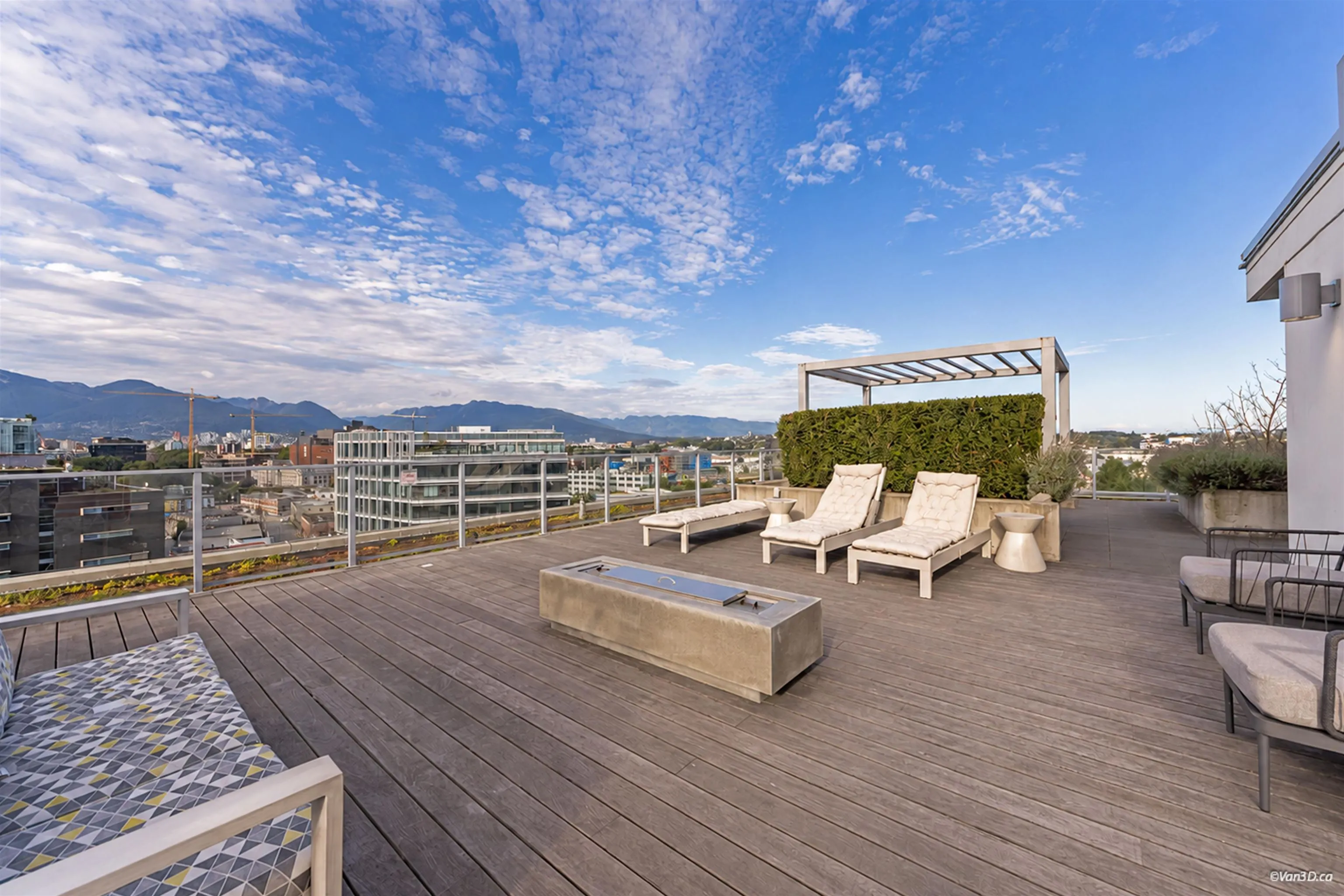180 E 2nd Avenue #628