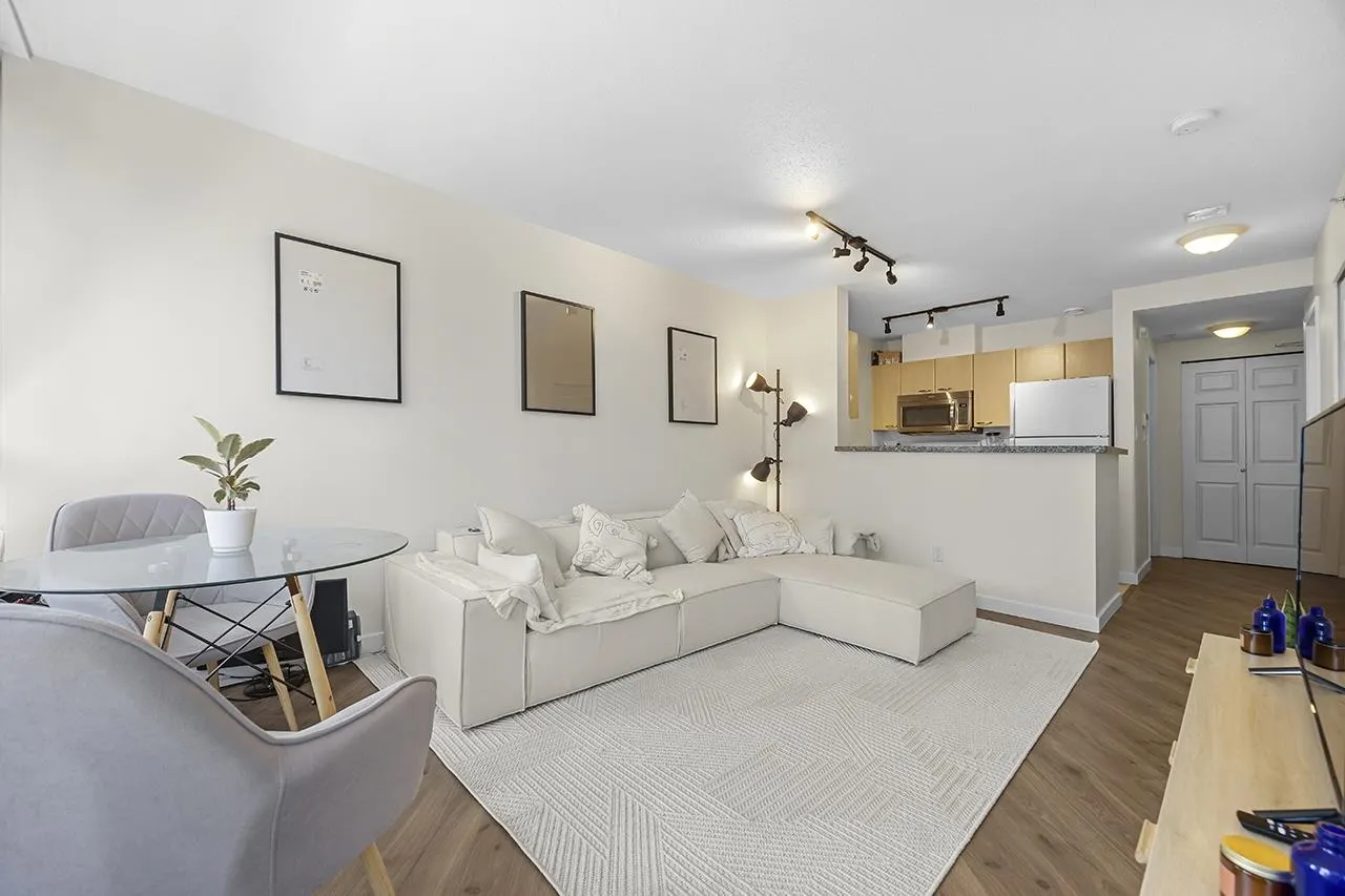 1420 W Georgia Street #1601
