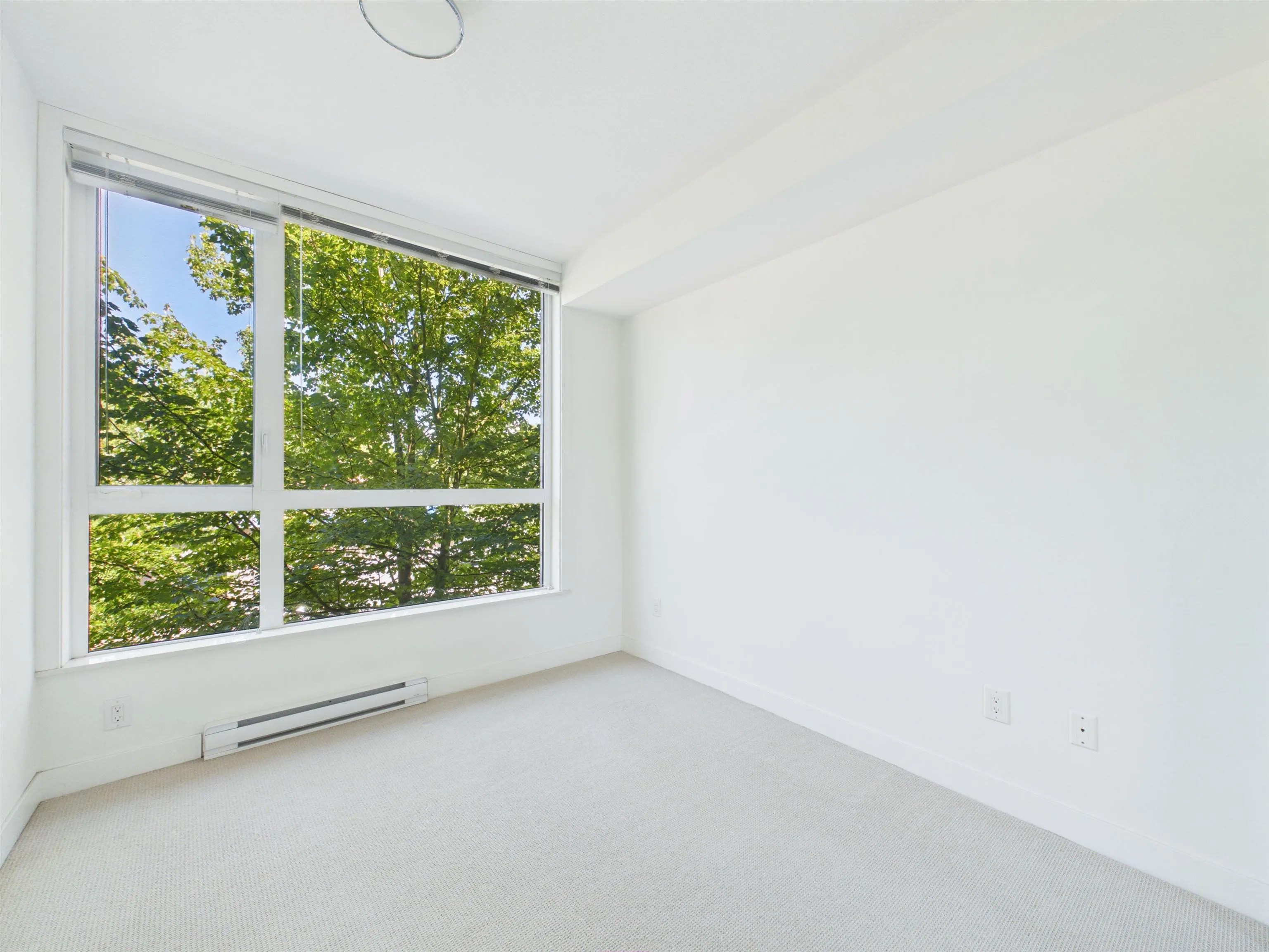 5325 West Boulevard #202