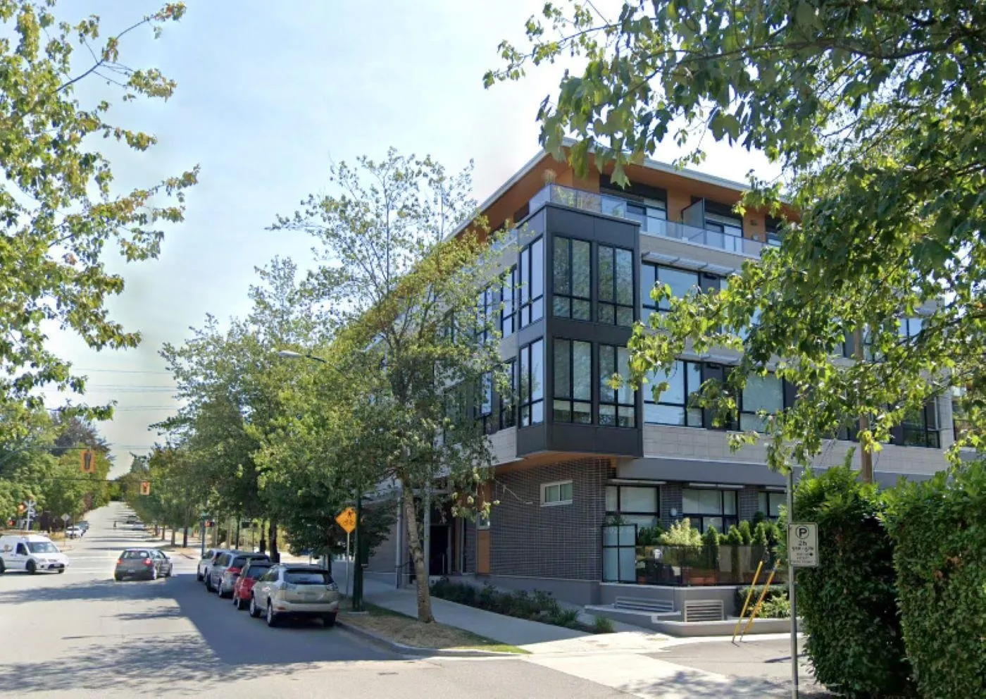 5325 West Boulevard #202