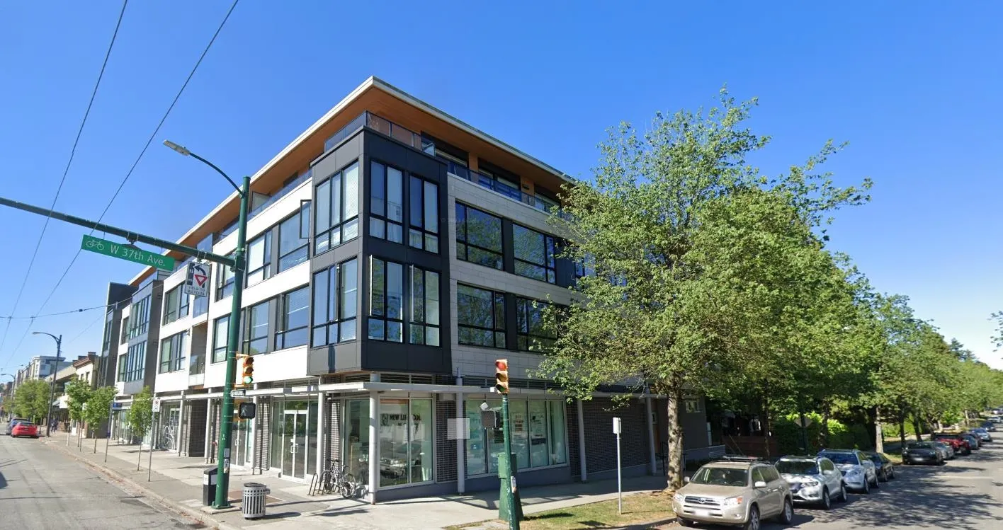 5325 West Boulevard #202