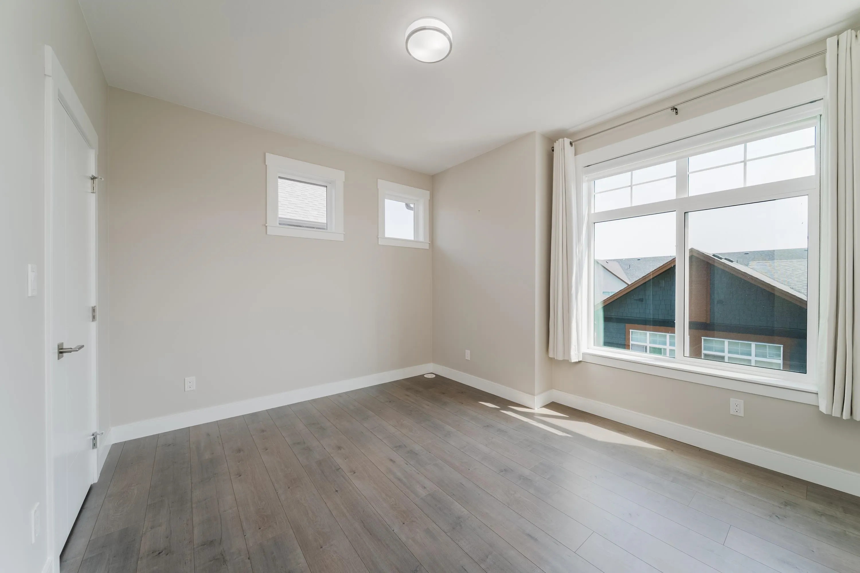 17033 Fraser Highway #82