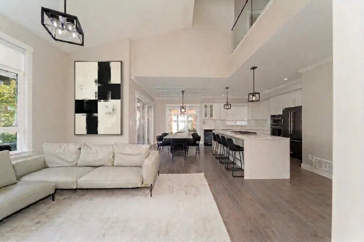 17033 Fraser Highway #82