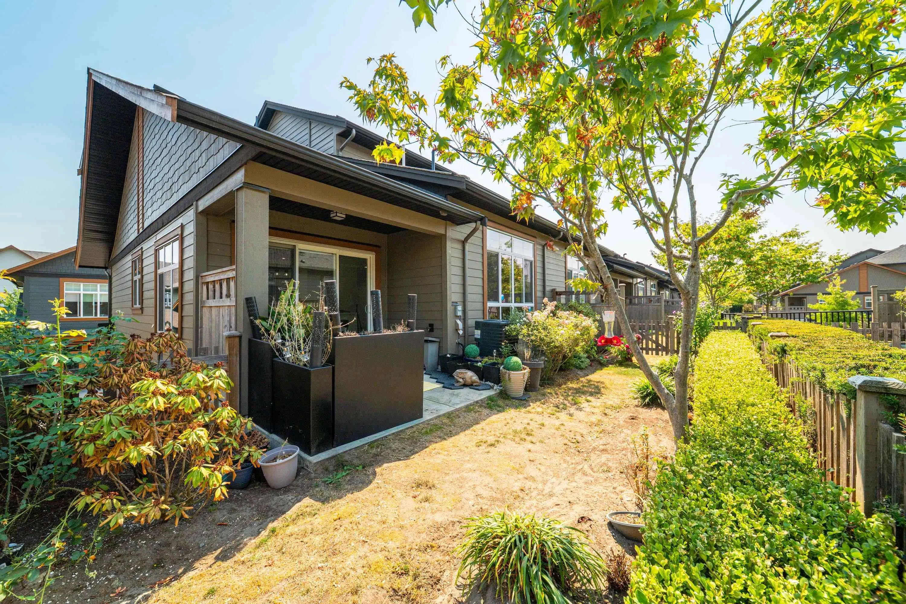 17033 Fraser Highway #82