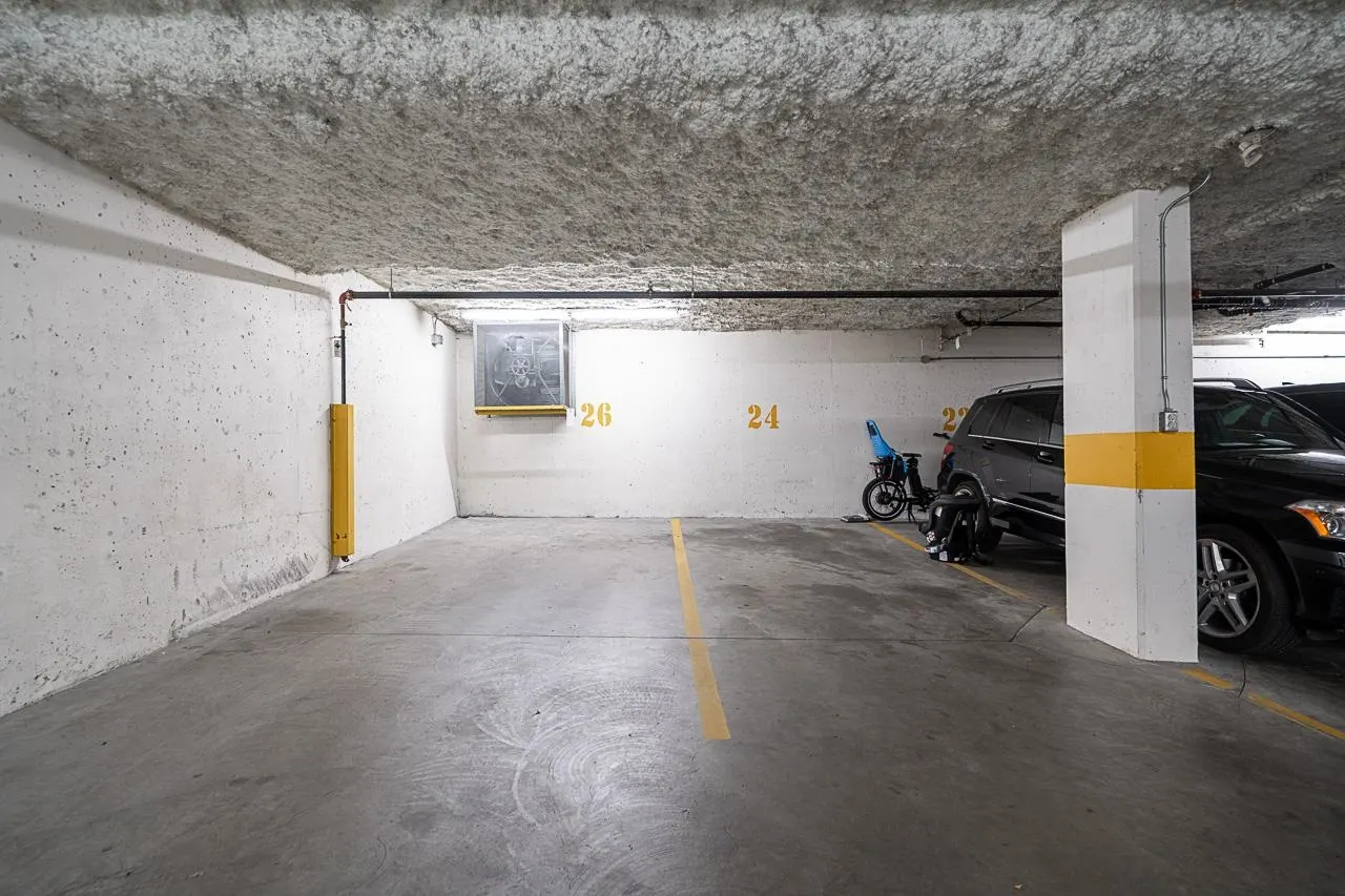 1425 W 11th Avenue #1