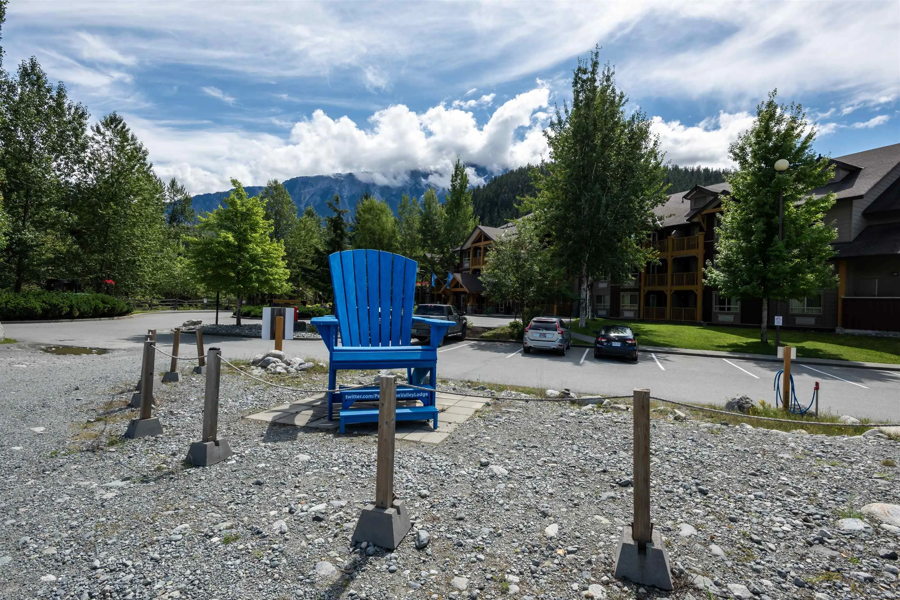 1490 Highway 99 #124