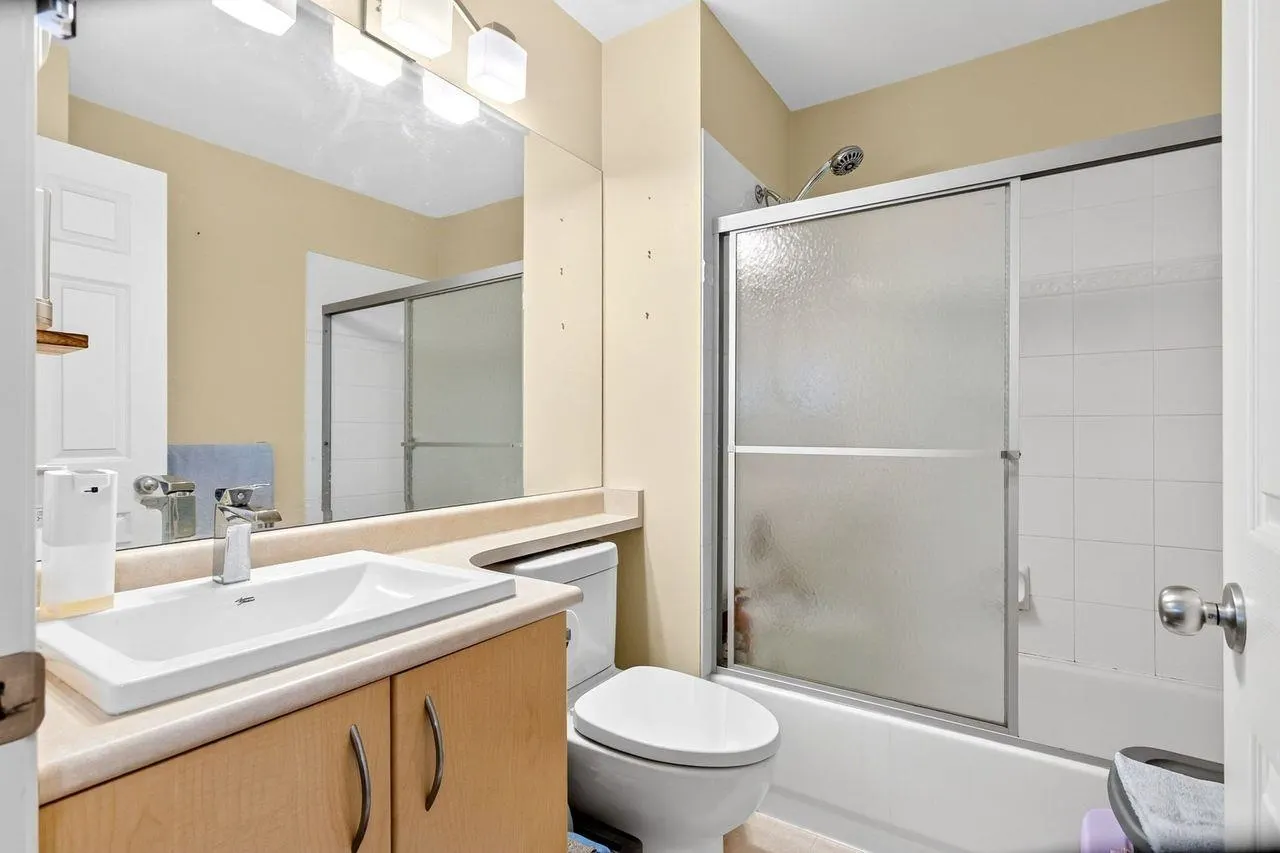 14959 58 Avenue #50