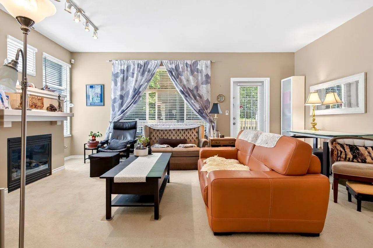 14959 58 Avenue #50