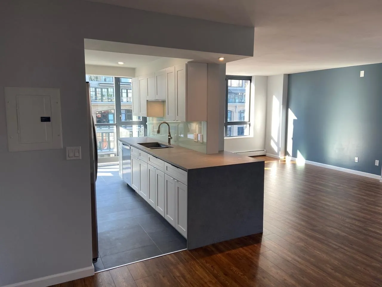 289 Drake Street #701
