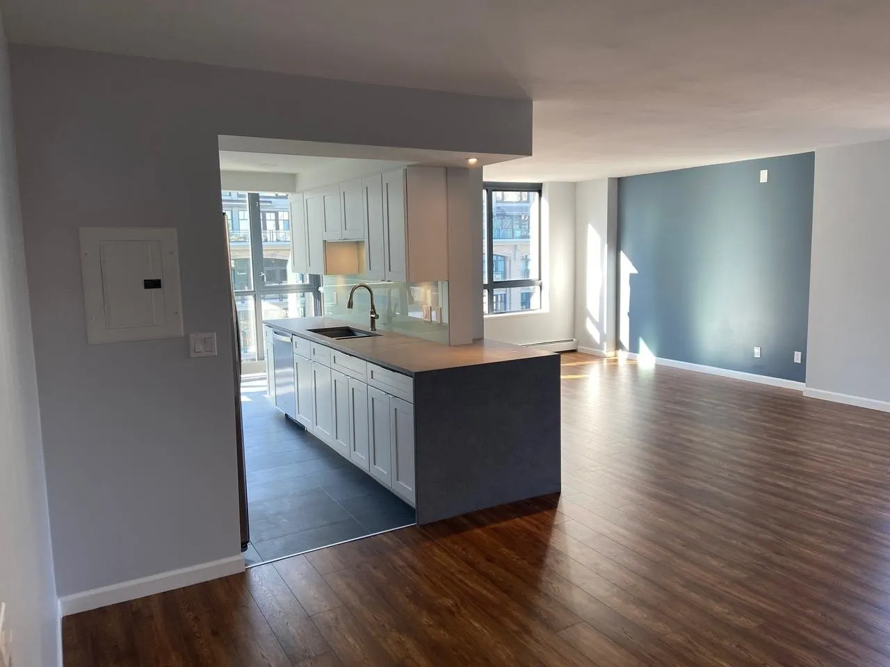 289 Drake Street #701