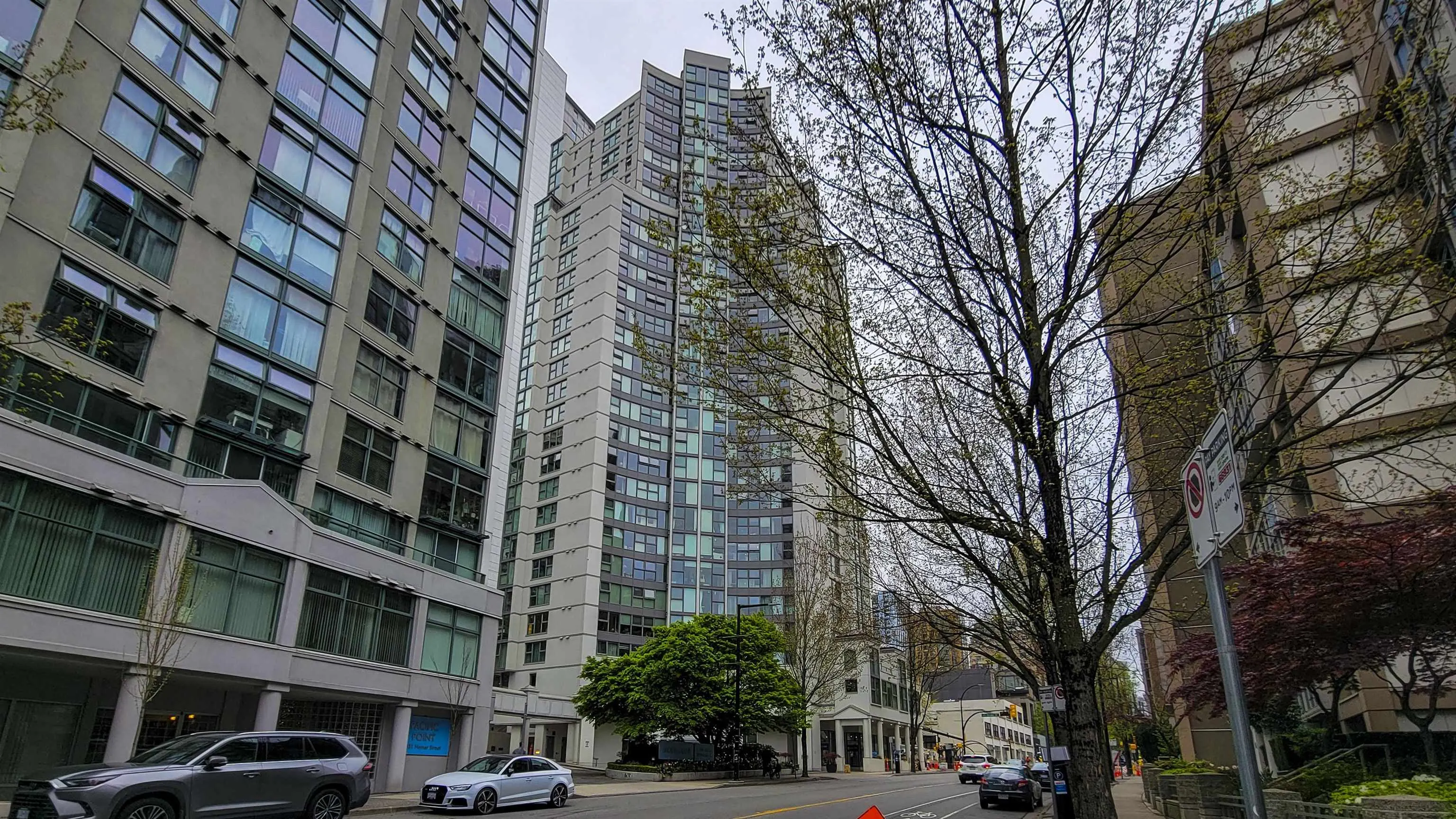 1323 Homer Street #2706