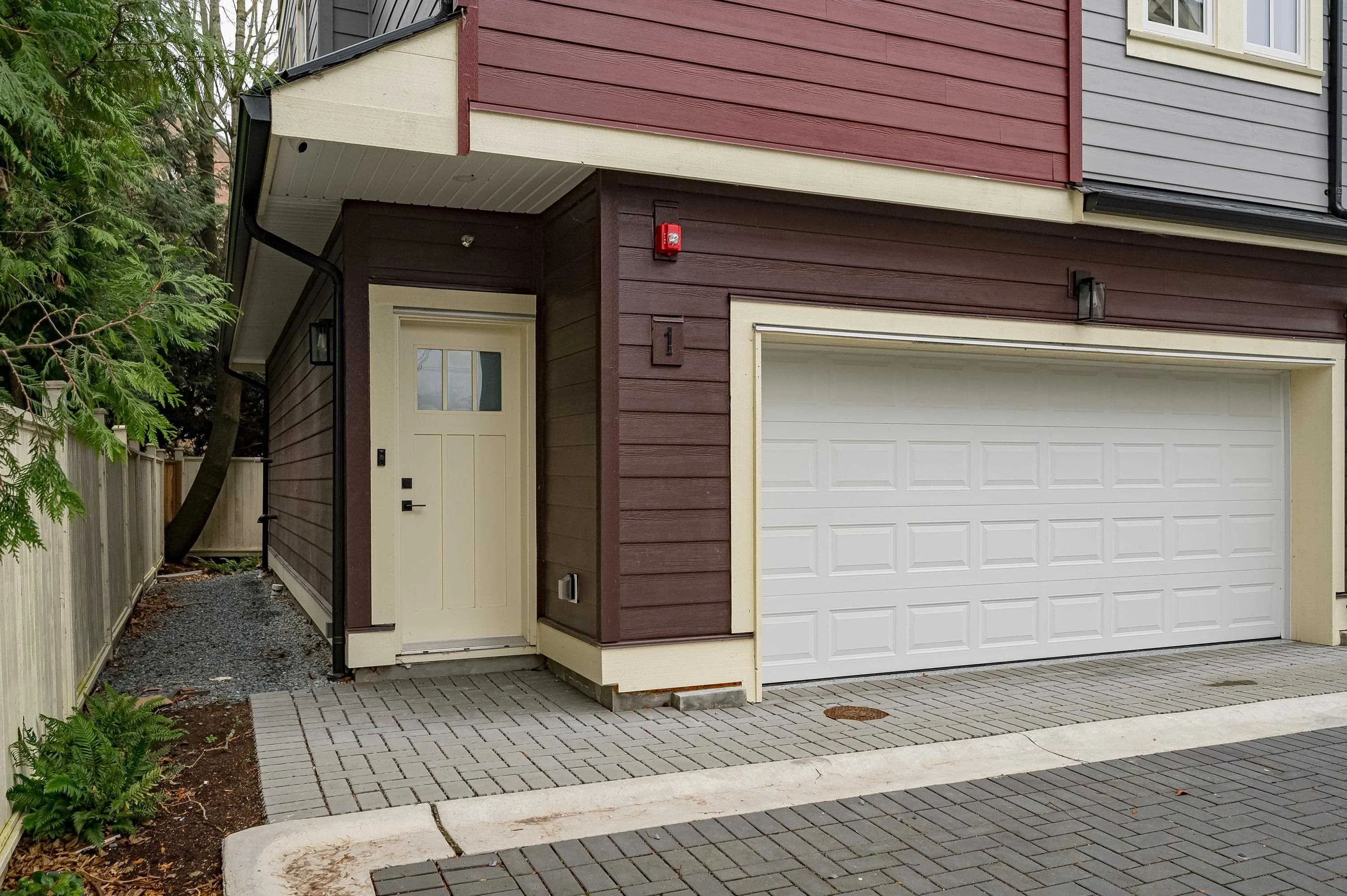 4829 48 Avenue #3