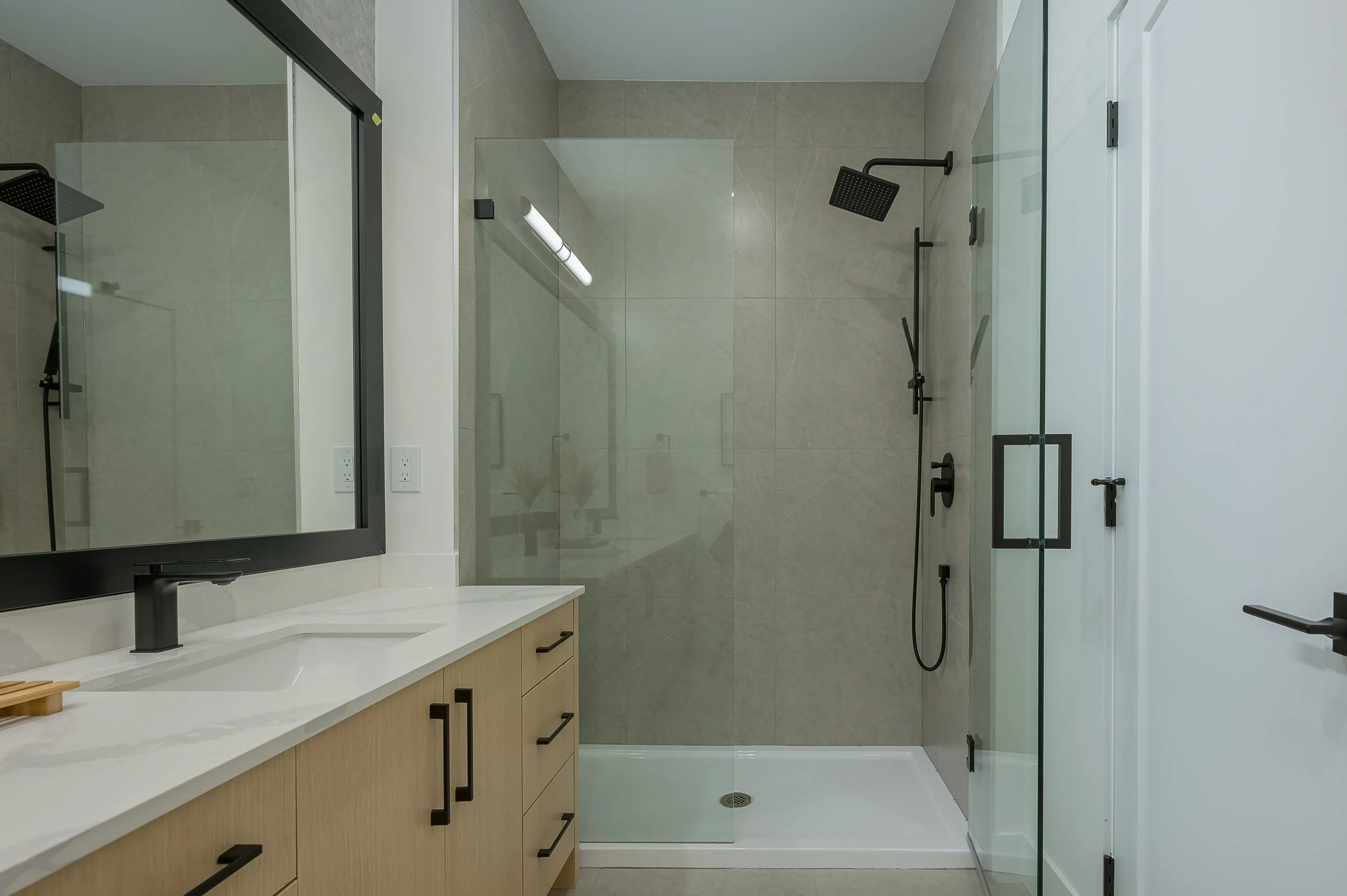 4829 48 Avenue #3
