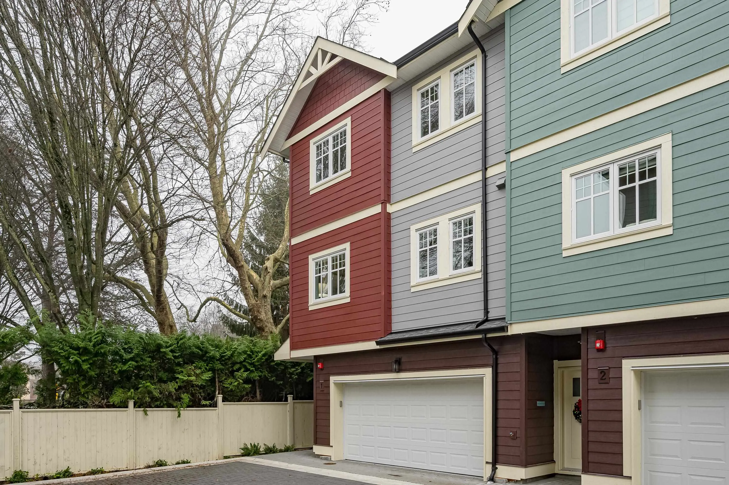 4829 48 Avenue #3