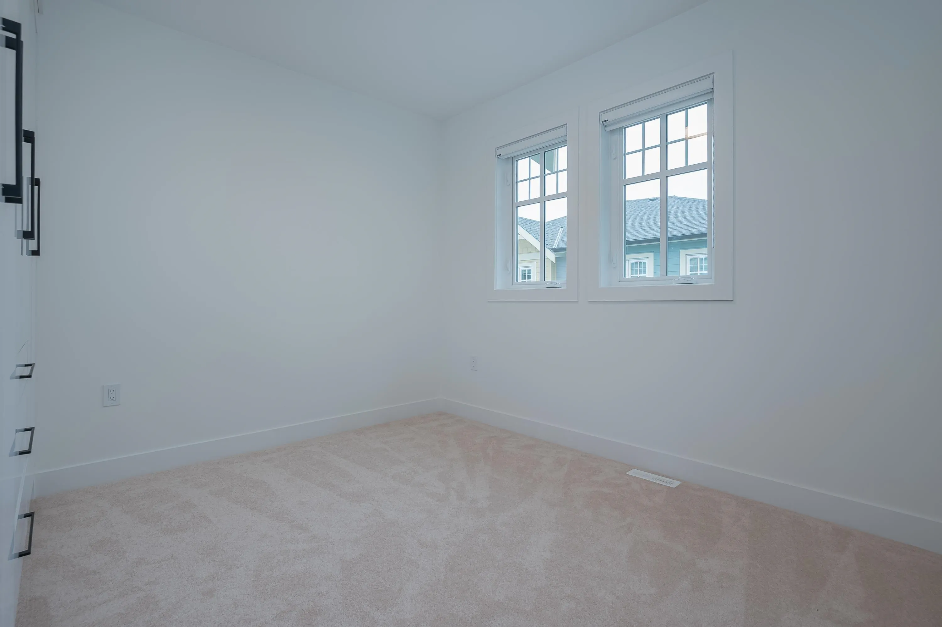 4829 48 Avenue #3
