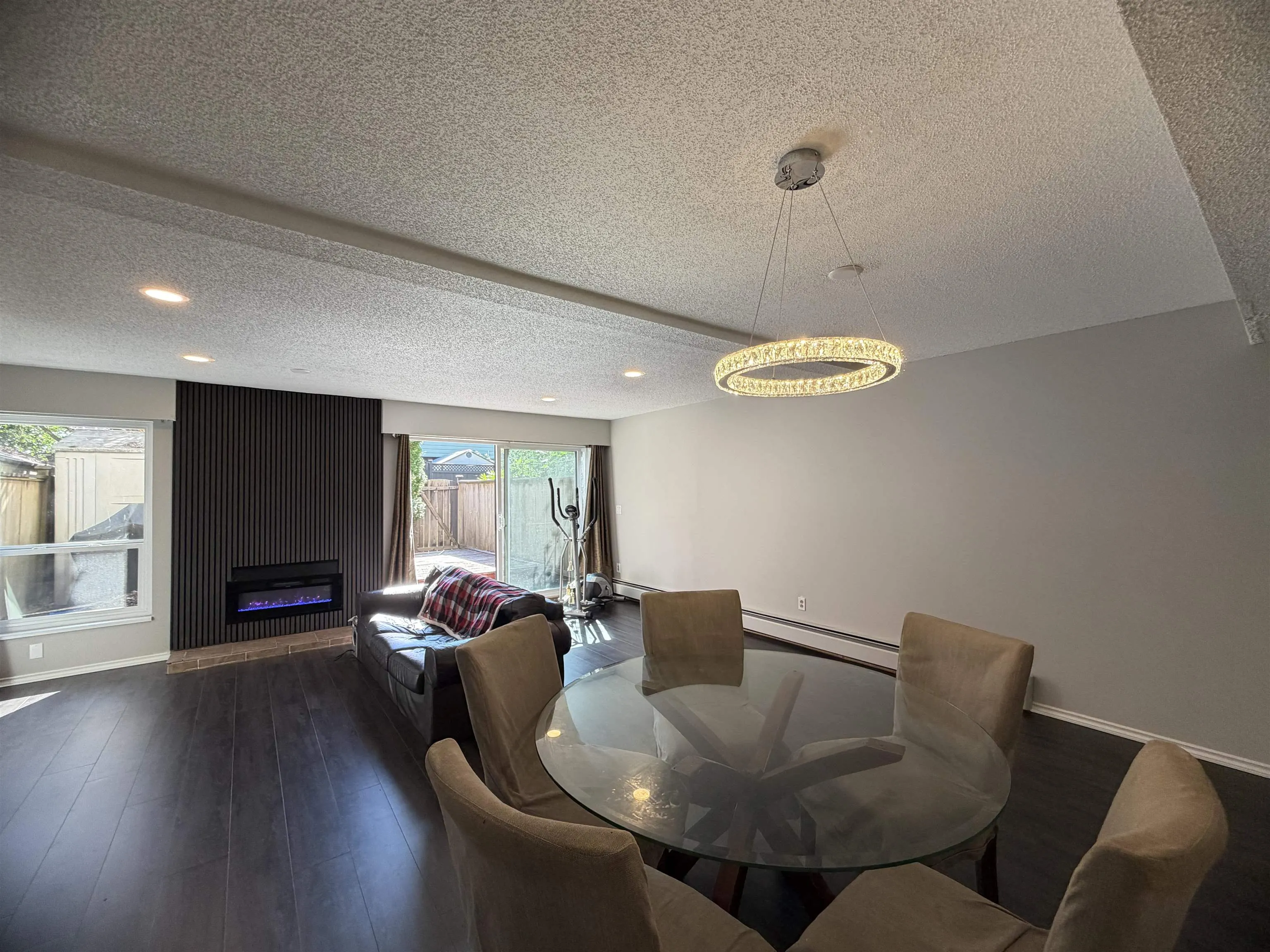 7486 138 Street #165