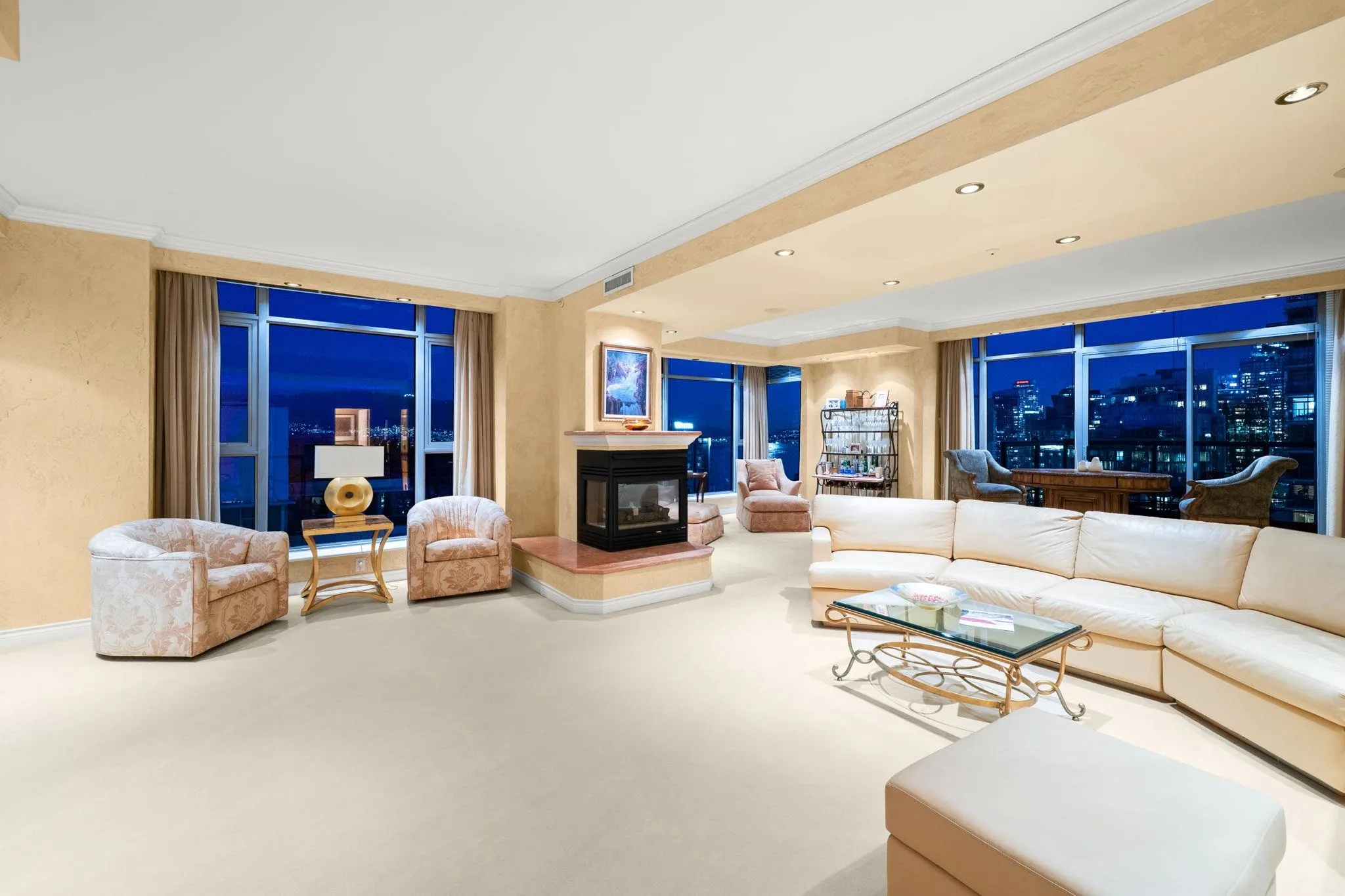 1790 Bayshore Drive #PH3