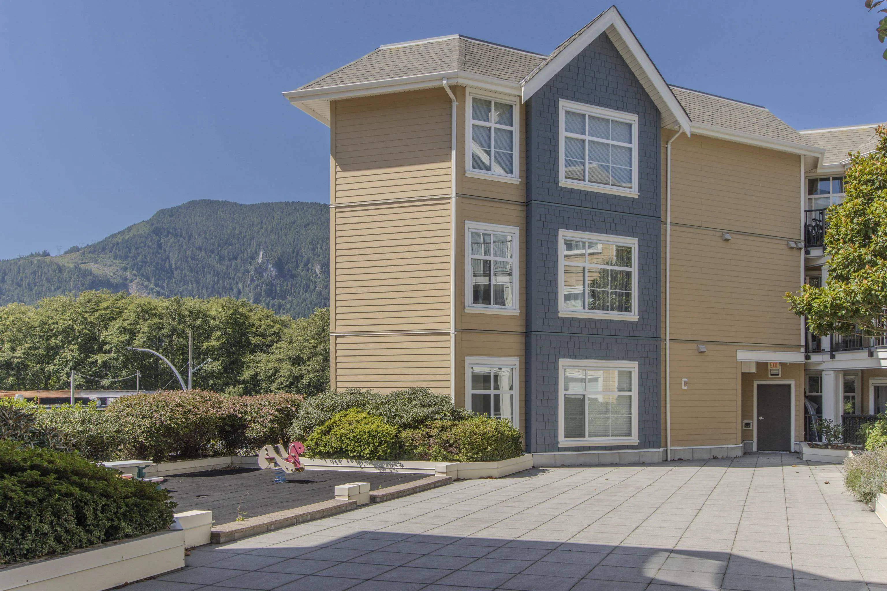 1336 Main Street #207