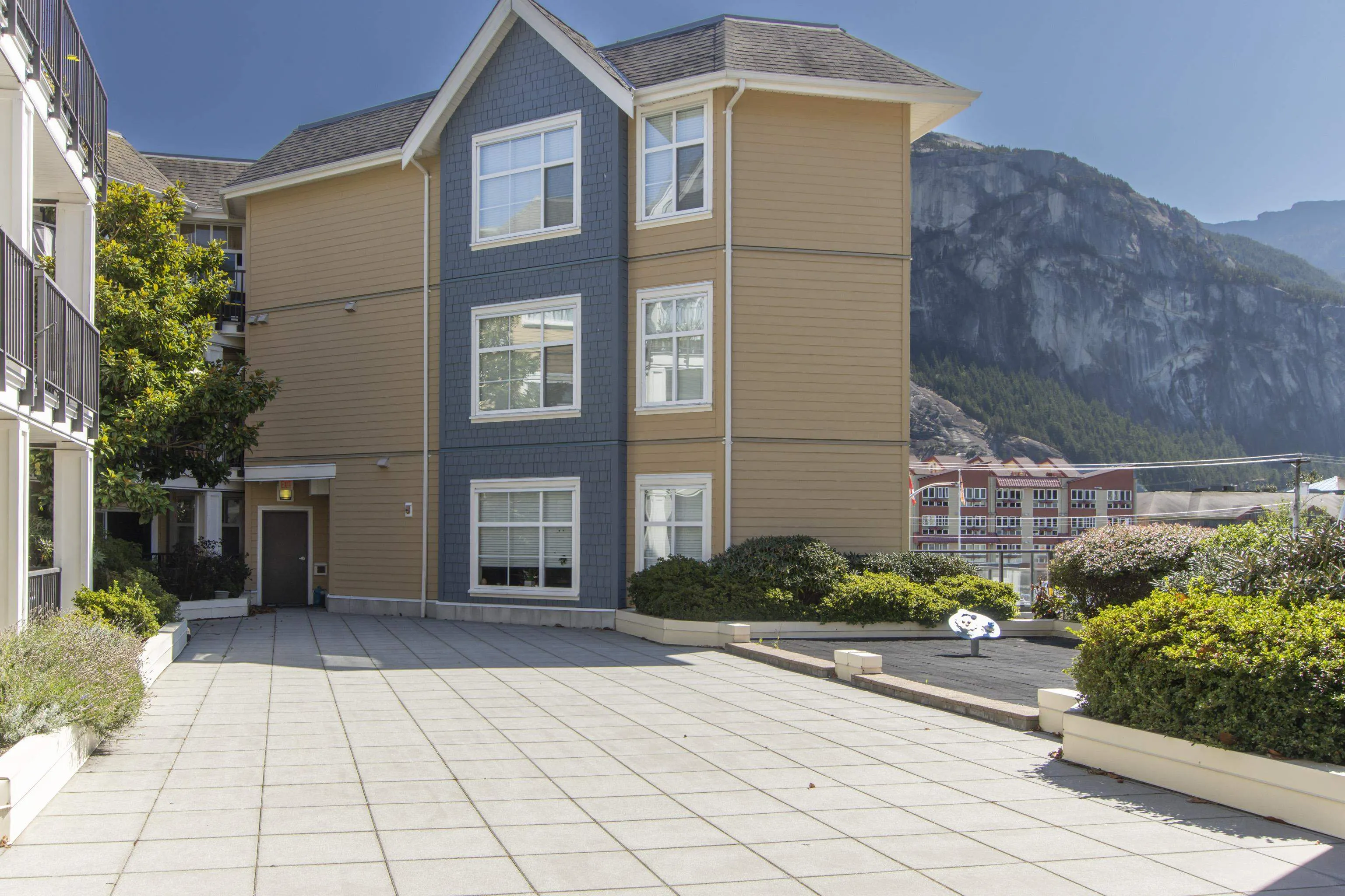 1336 Main Street #207