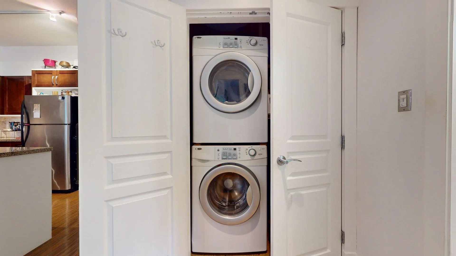 1336 Main Street #207