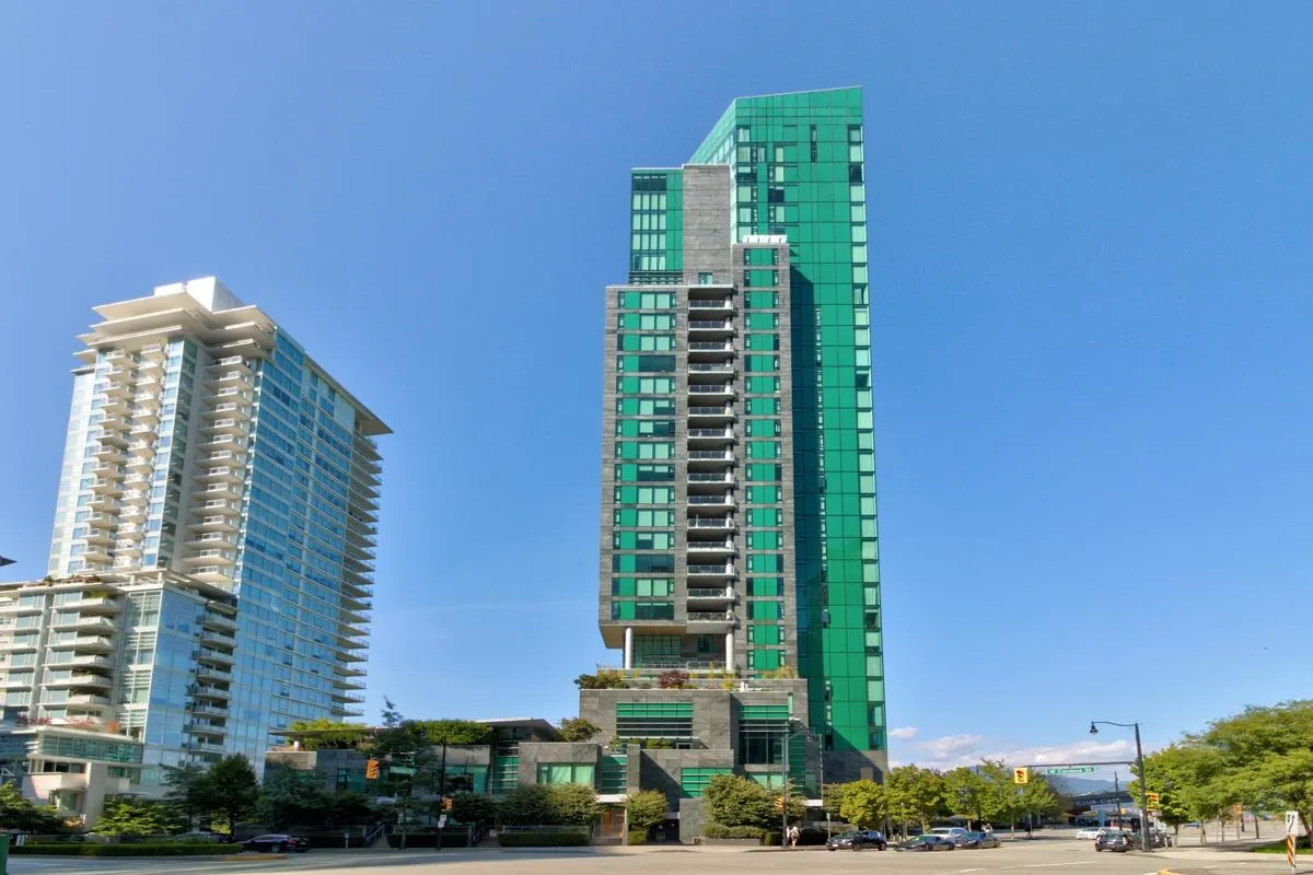 277 Thurlow Street #1701