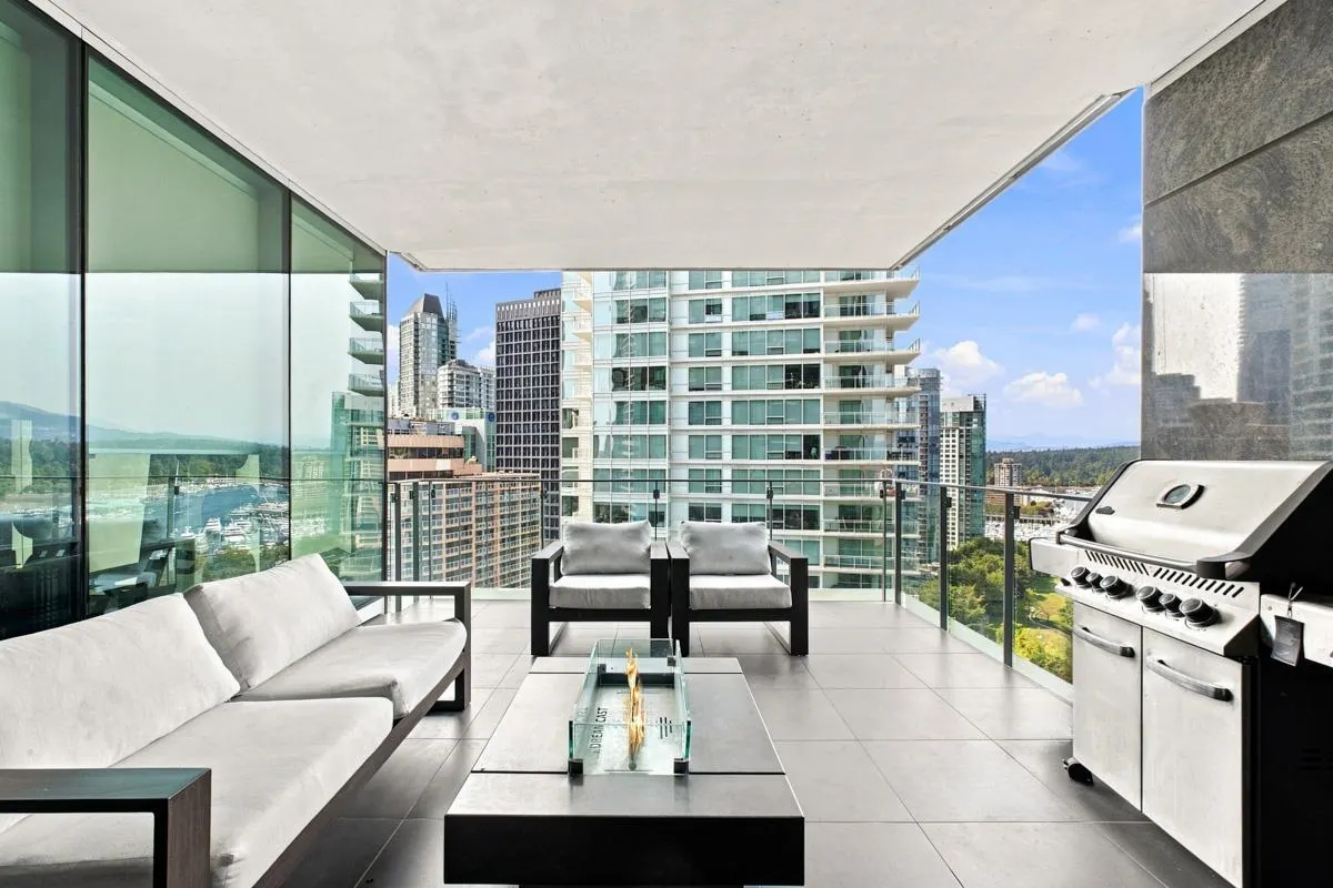 277 Thurlow Street #1701