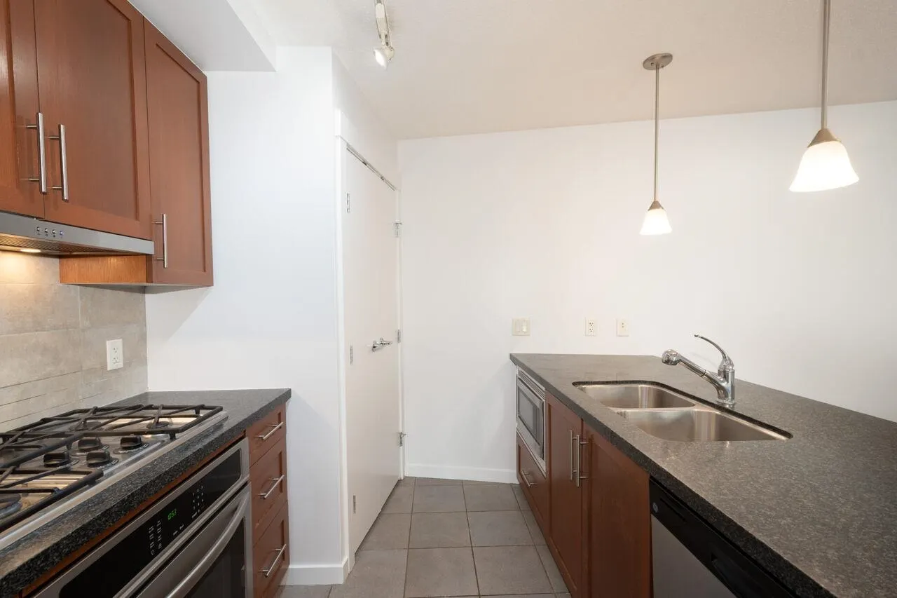 1189 Melville Street #507