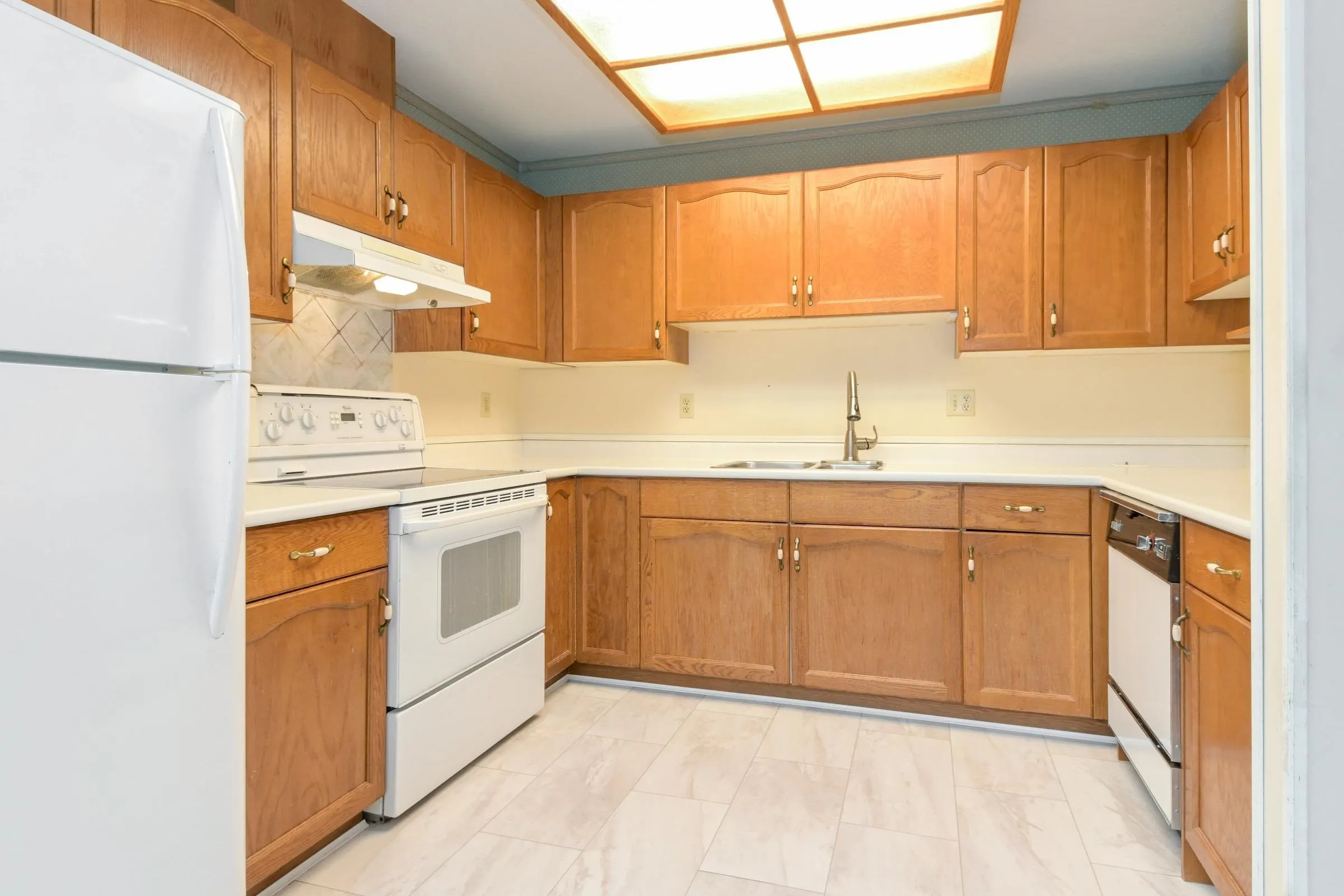 6140 192 Street #8