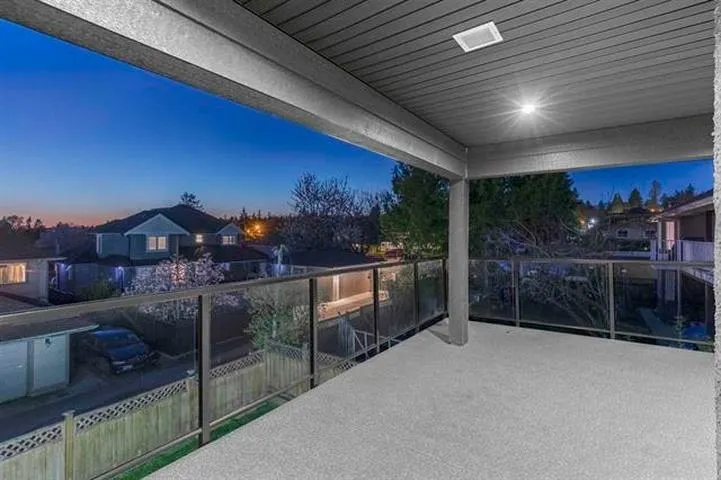 338 Mundy Street