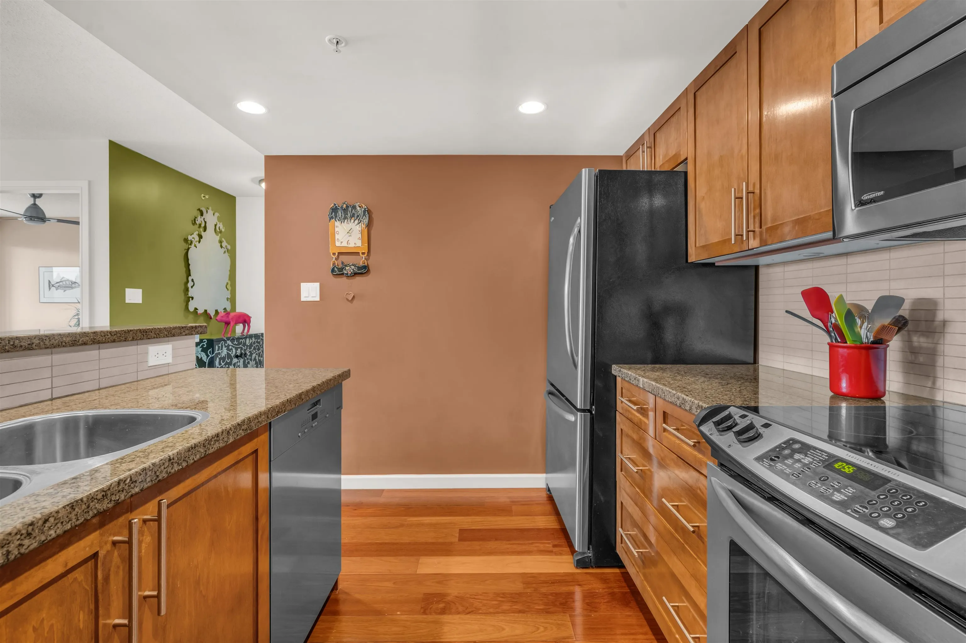 288 Ungless Way #1404