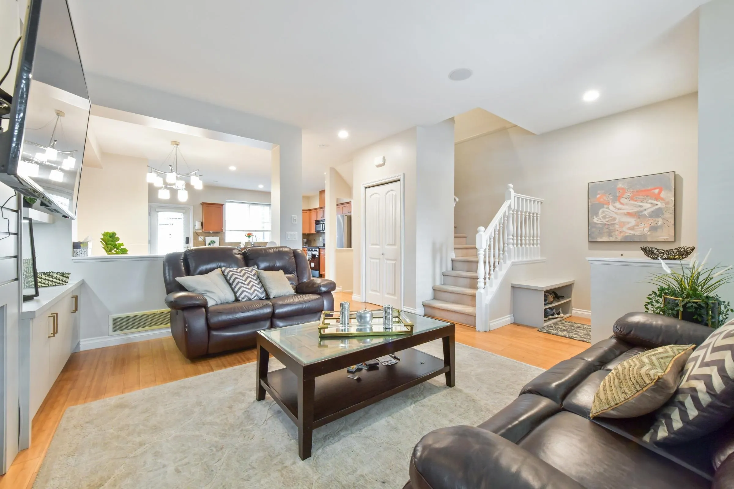 18043 70 Avenue